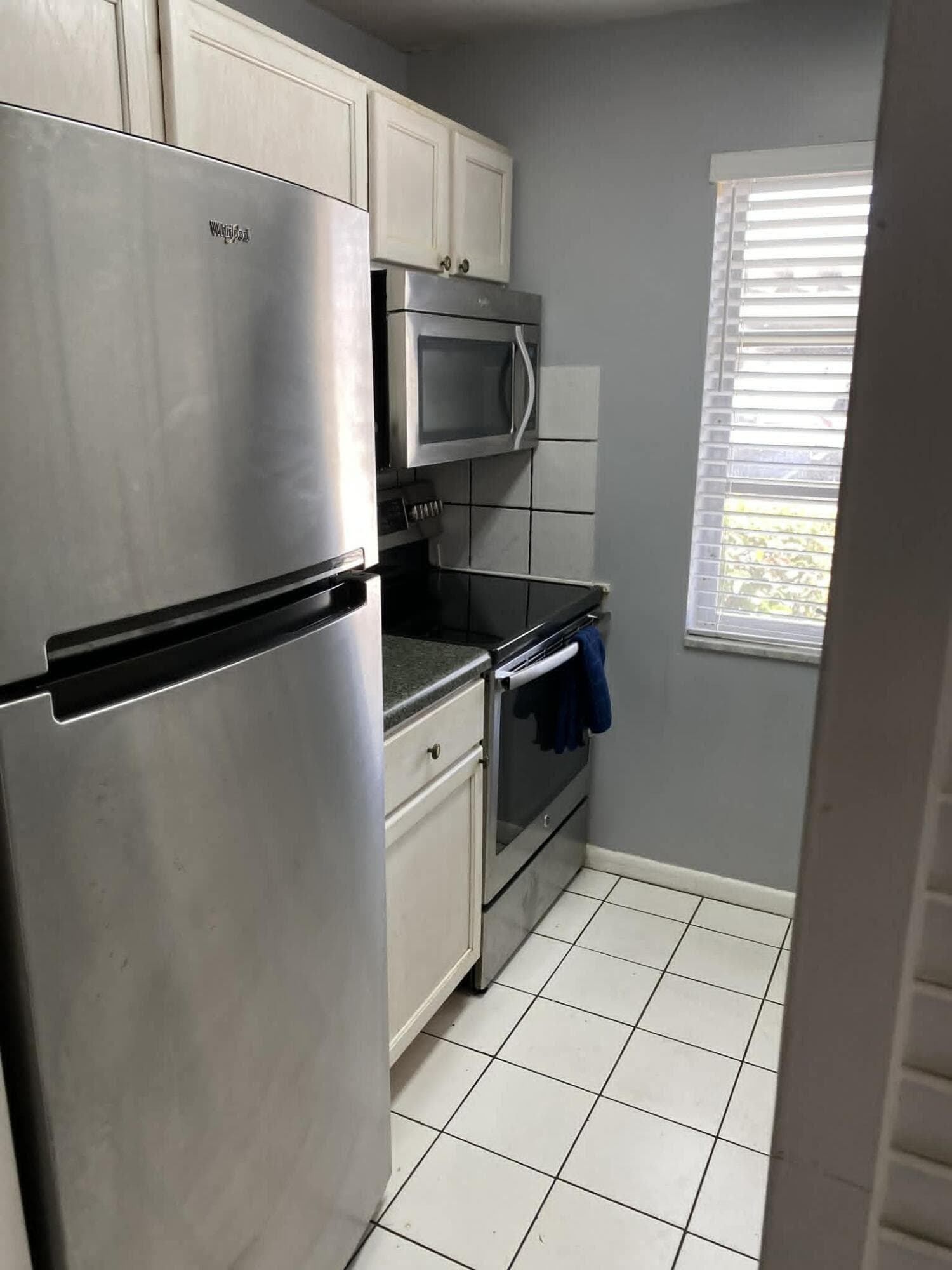 61 East Court, Royal Palm Beach, FL 33411 — photo 9 of 17