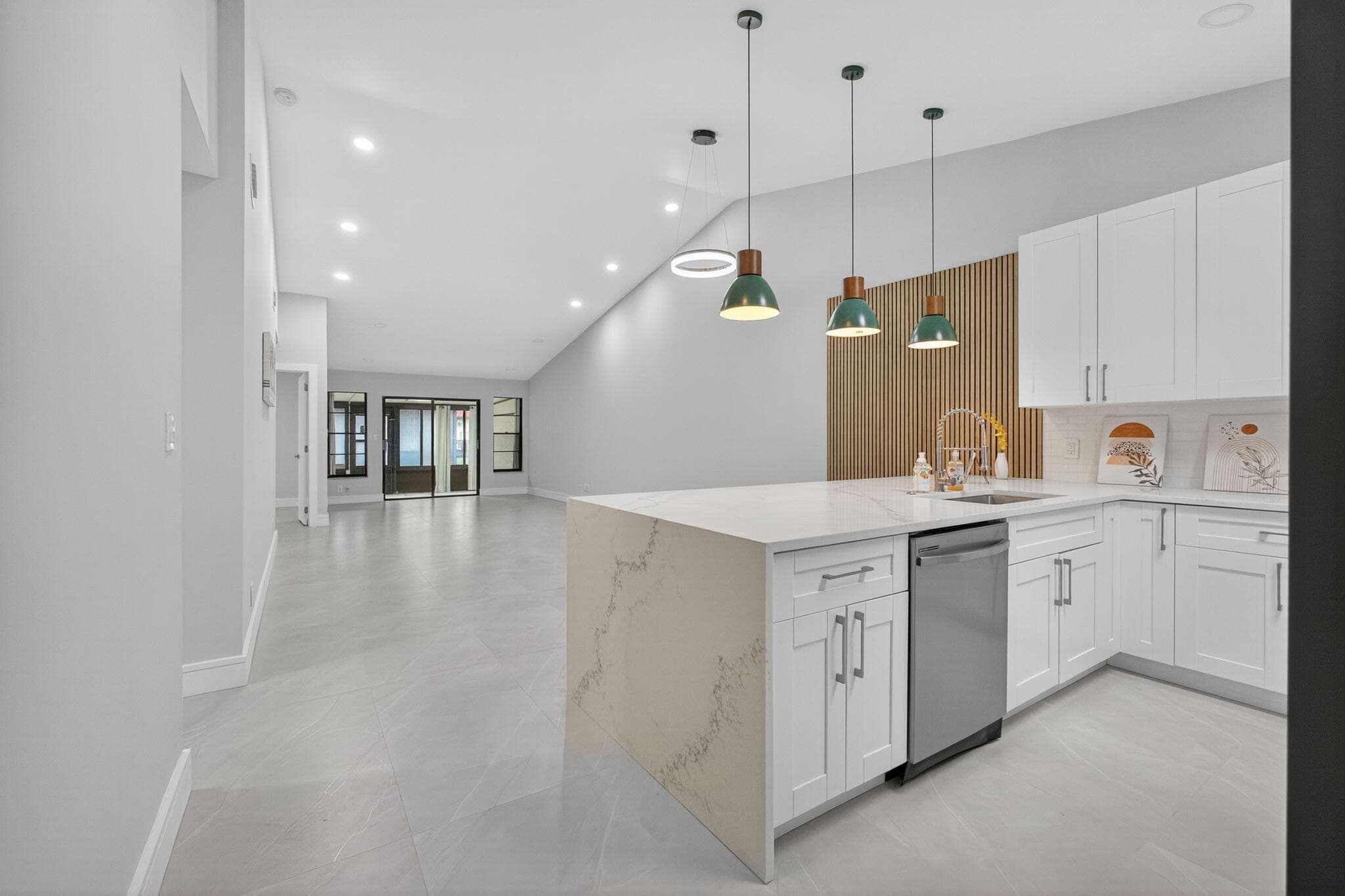 10924 Roebelini Palm Court A, Boynton Beach, FL 33437 — photo 3 of 33