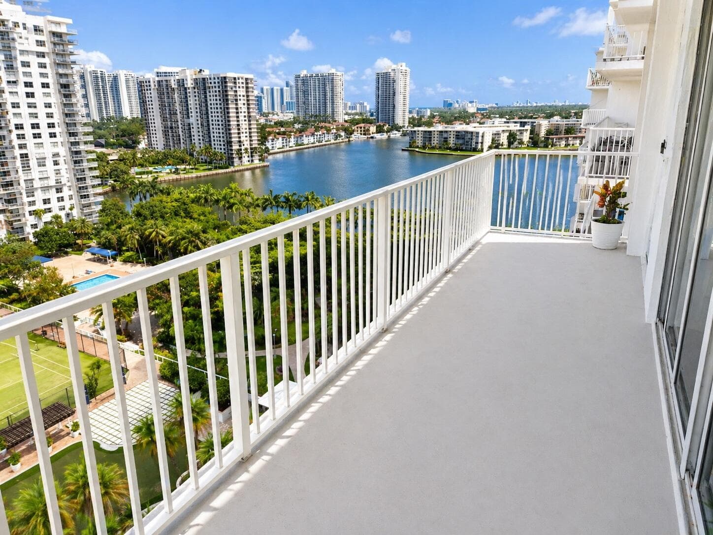 2801 NE 183rd Street Unit 1502w, Aventura, FL 33160 — photo 9 of 19