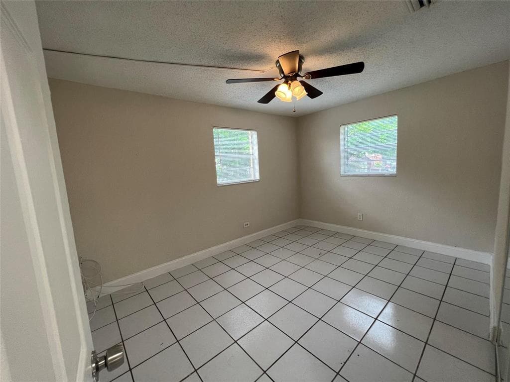 5721 SW 38th Street, Davie, FL 33314 — photo 8 of 16
