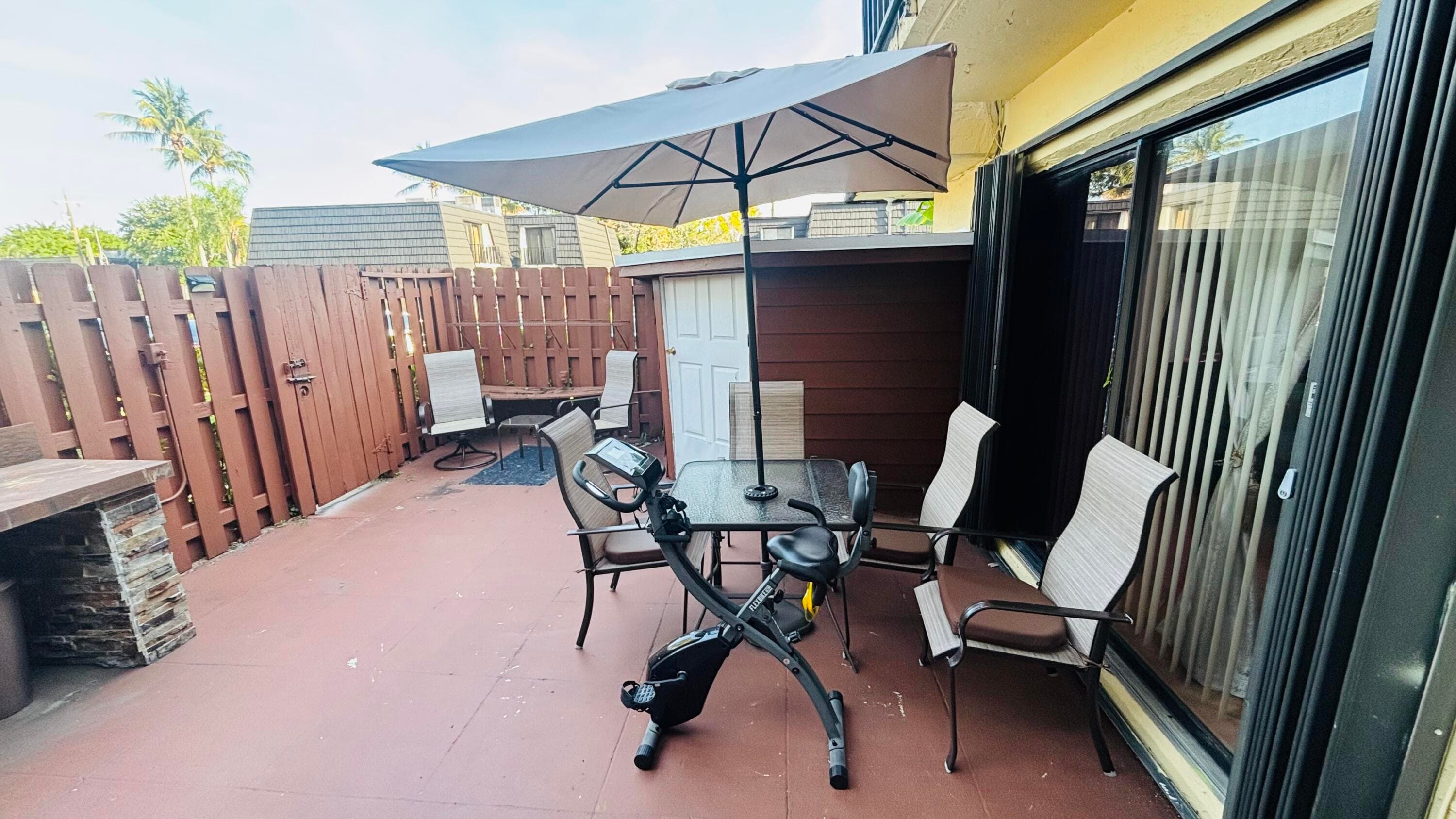245 Woodland Road, Palm Springs, FL 33461 — photo 11 of 12