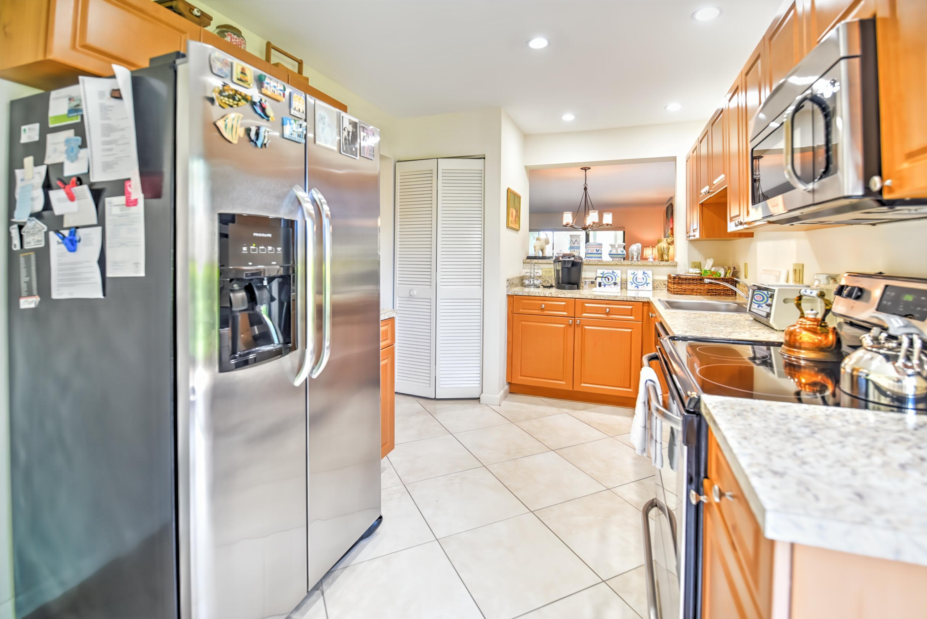 28 W Stratford Ln W C, Boynton Beach, FL 33436 — photo 2 of 24