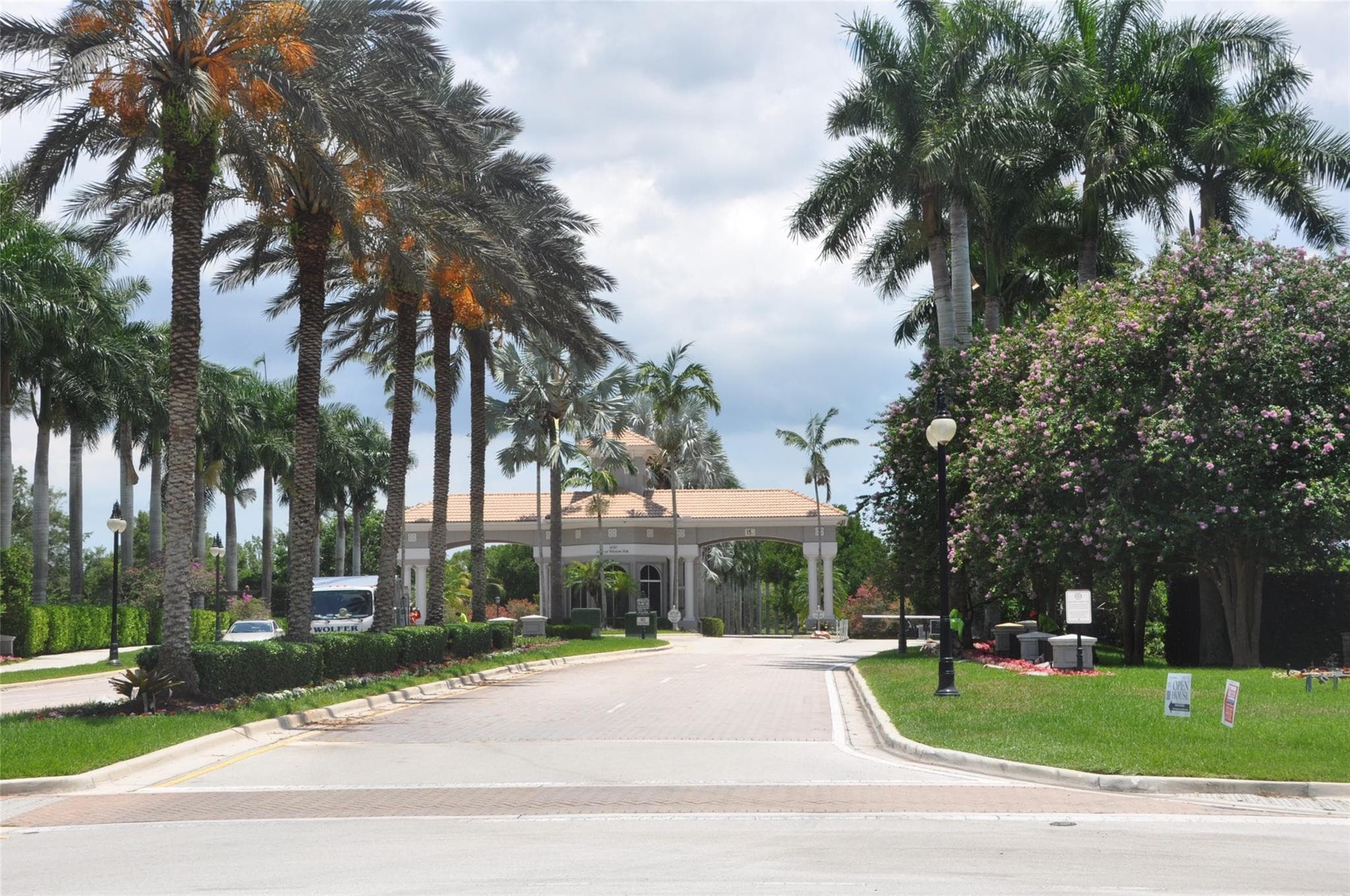19496 S Whitewater Avenue, Weston, FL 33332 — photo