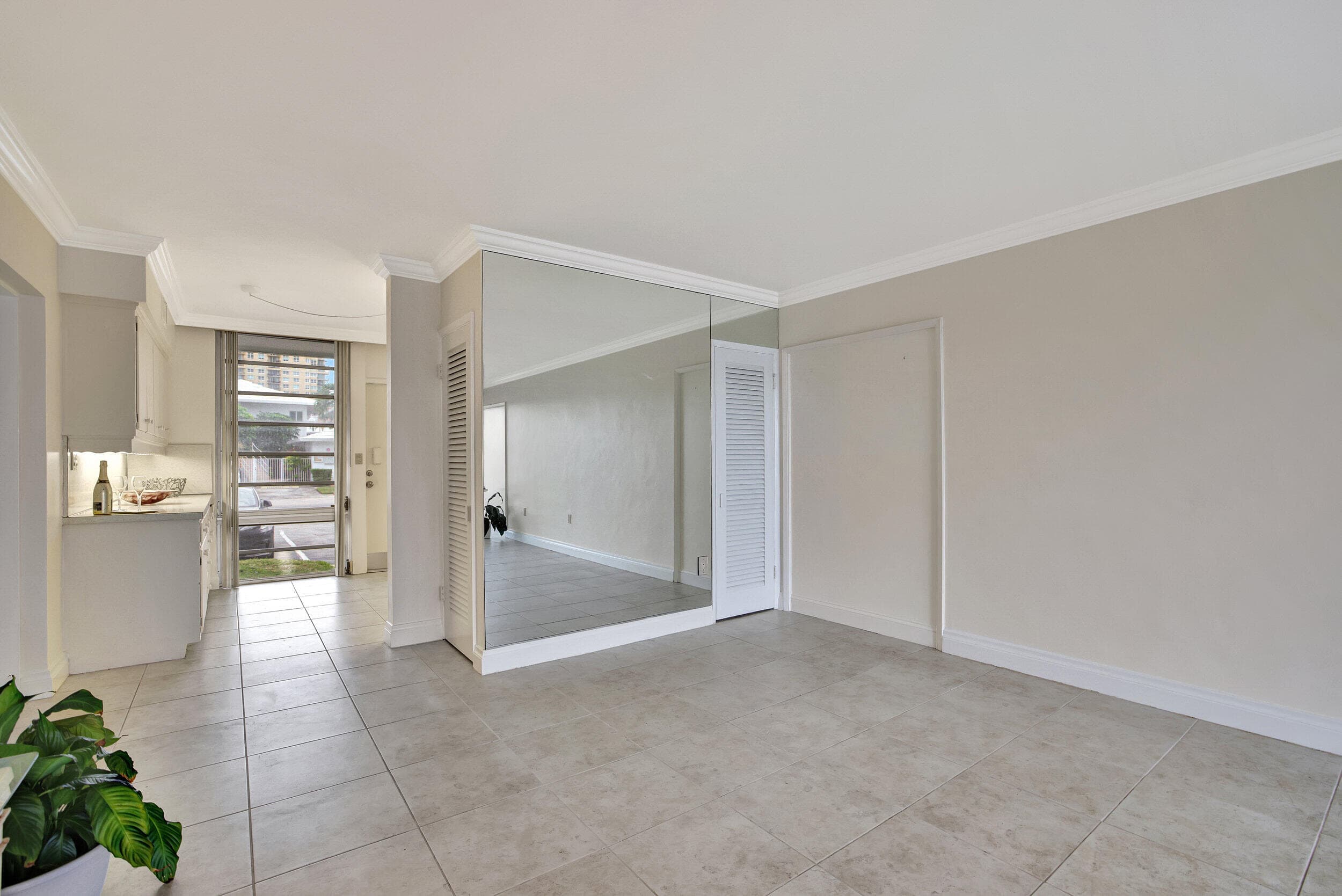 2727 Yacht Club Boulevard 2a, Fort Lauderdale, FL 33304 — photo 37 of 69
