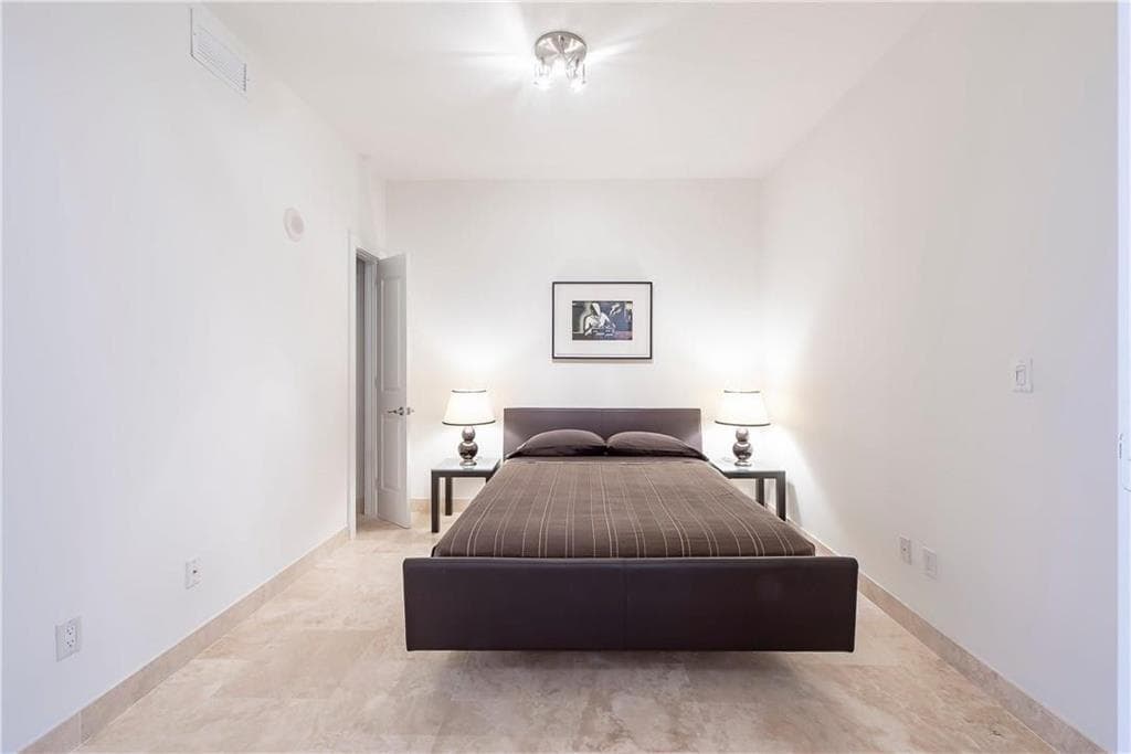 315 NE 3rd Avenue 2108, Fort Lauderdale, FL 33301 — photo 12 of 23