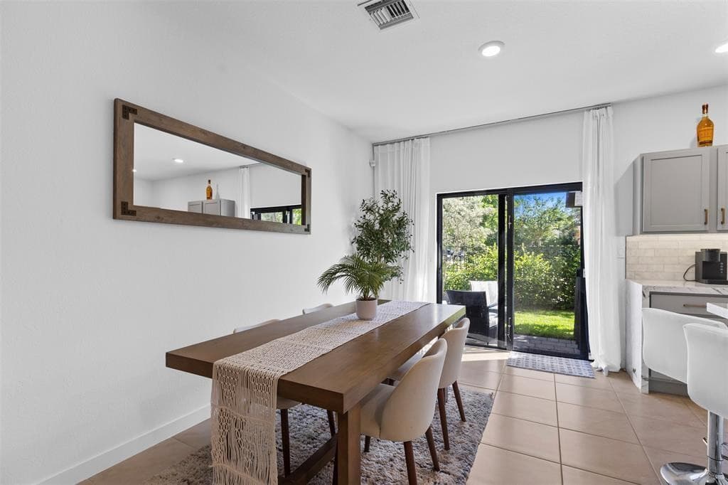 884 NW 3rd Terrace, Pompano Beach, FL 33060 — photo 9 of 34