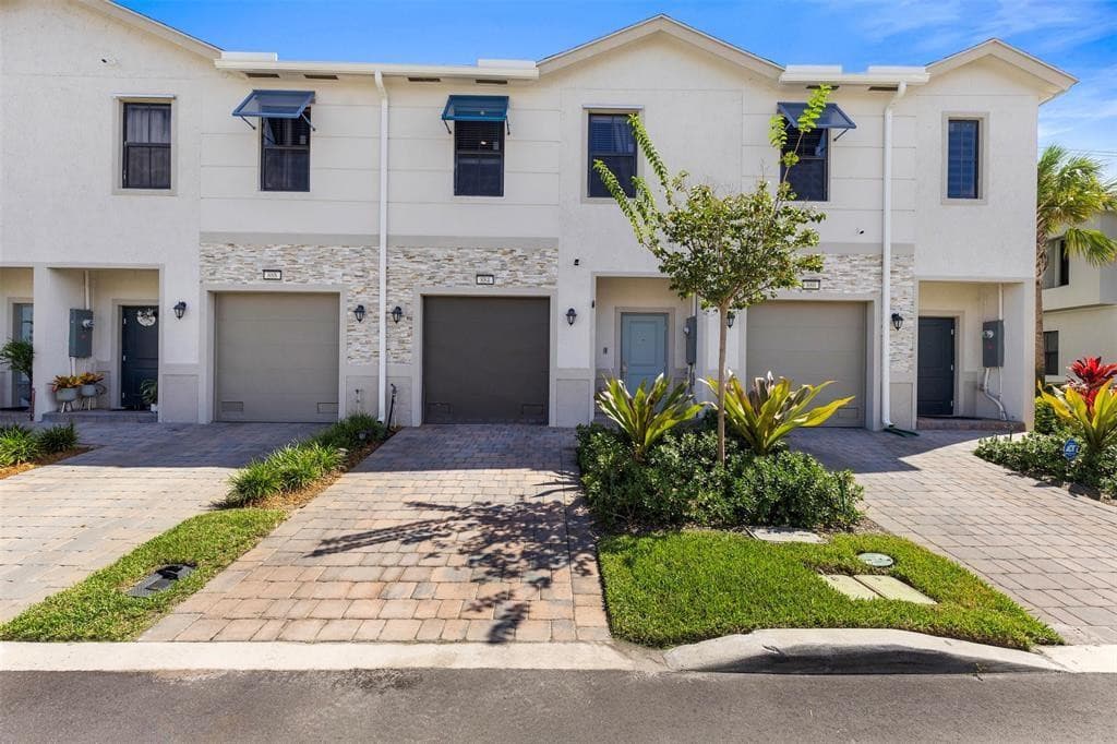 884 NW 3rd Terrace, Pompano Beach, FL 33060 — photo 29 of 34