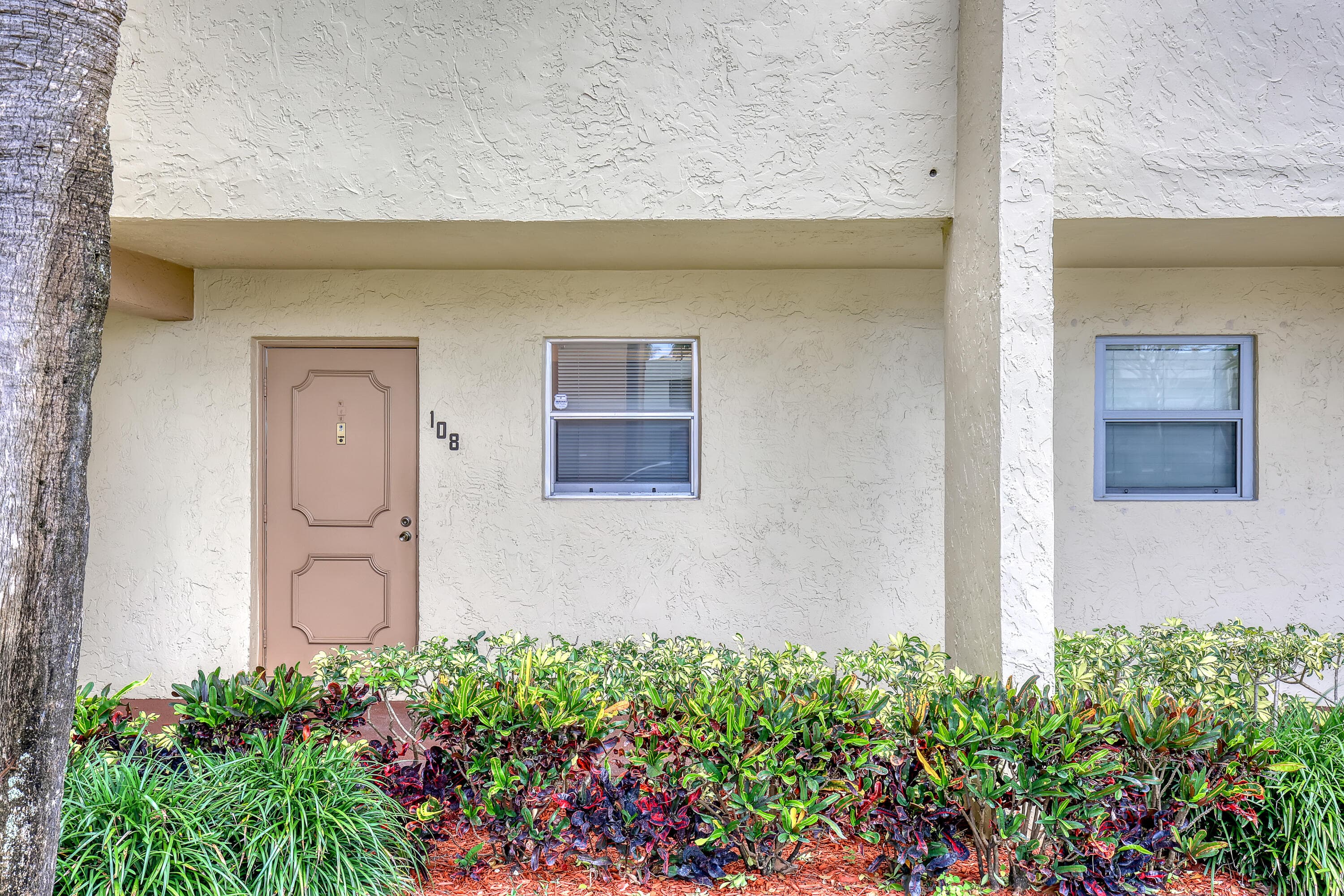 2800 Fiore Way 108, Delray Beach, FL 33445 — photo 2 of 41