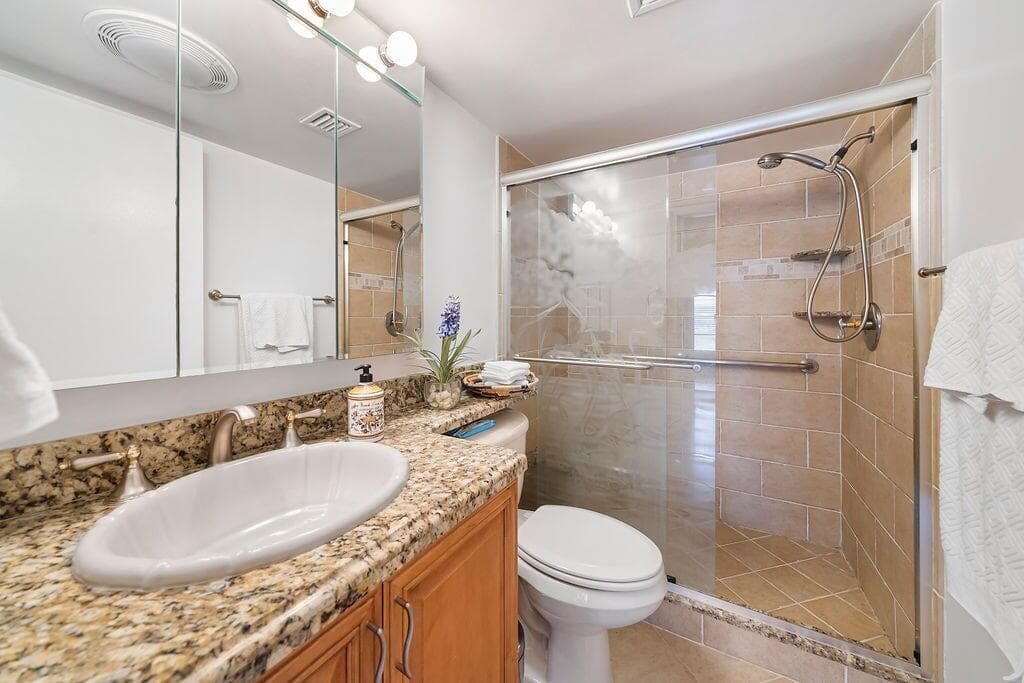 9900 Pineapple Tree Drive 106, Boynton Beach, FL 33436 — photo 16 of 22