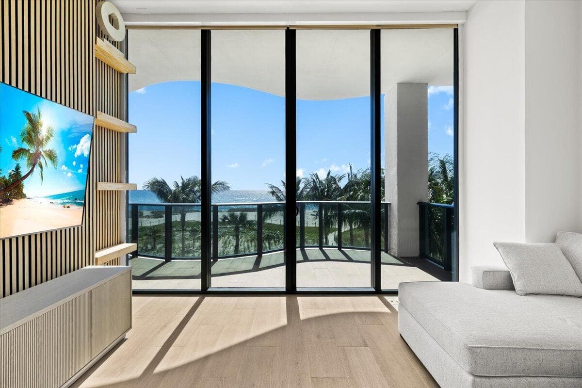 900 N Ocean Boulevard 305, Pompano Beach, FL 33062 — photo 2 of 49