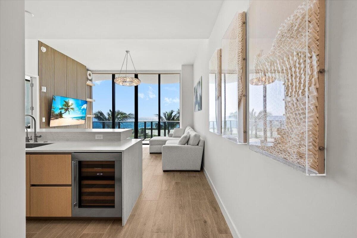 900 N Ocean Boulevard 305, Pompano Beach, FL 33062 — photo 10 of 49