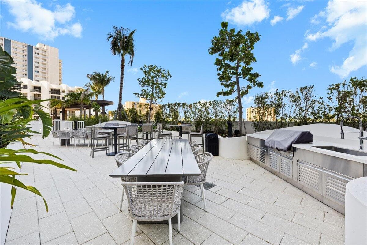 900 N Ocean Boulevard 305, Pompano Beach, FL 33062 — photo 41 of 49
