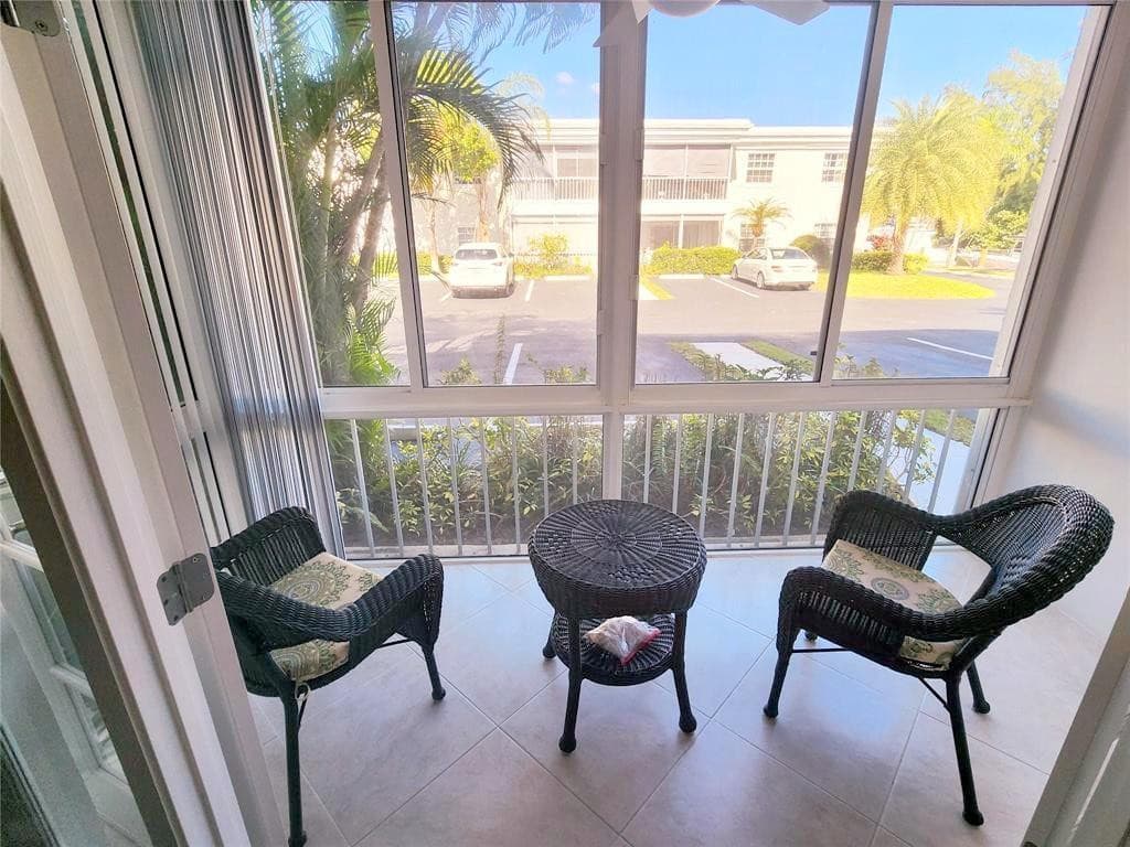 6281 Bay Club Drive 2, Fort Lauderdale, FL 33308 — photo 9 of 38