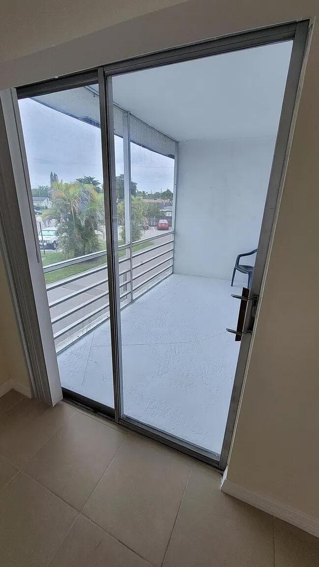 6501 Winfield Boulevard A-40, Margate, FL 33063 — photo 10 of 16