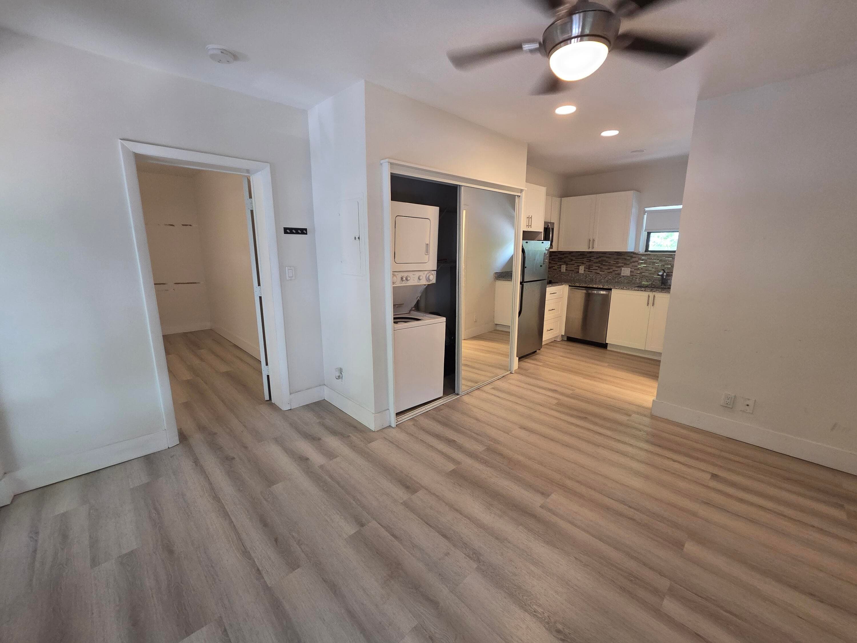 1109 E Broward Boulevard 12, Fort Lauderdale, FL 33301 — photo 2 of 14