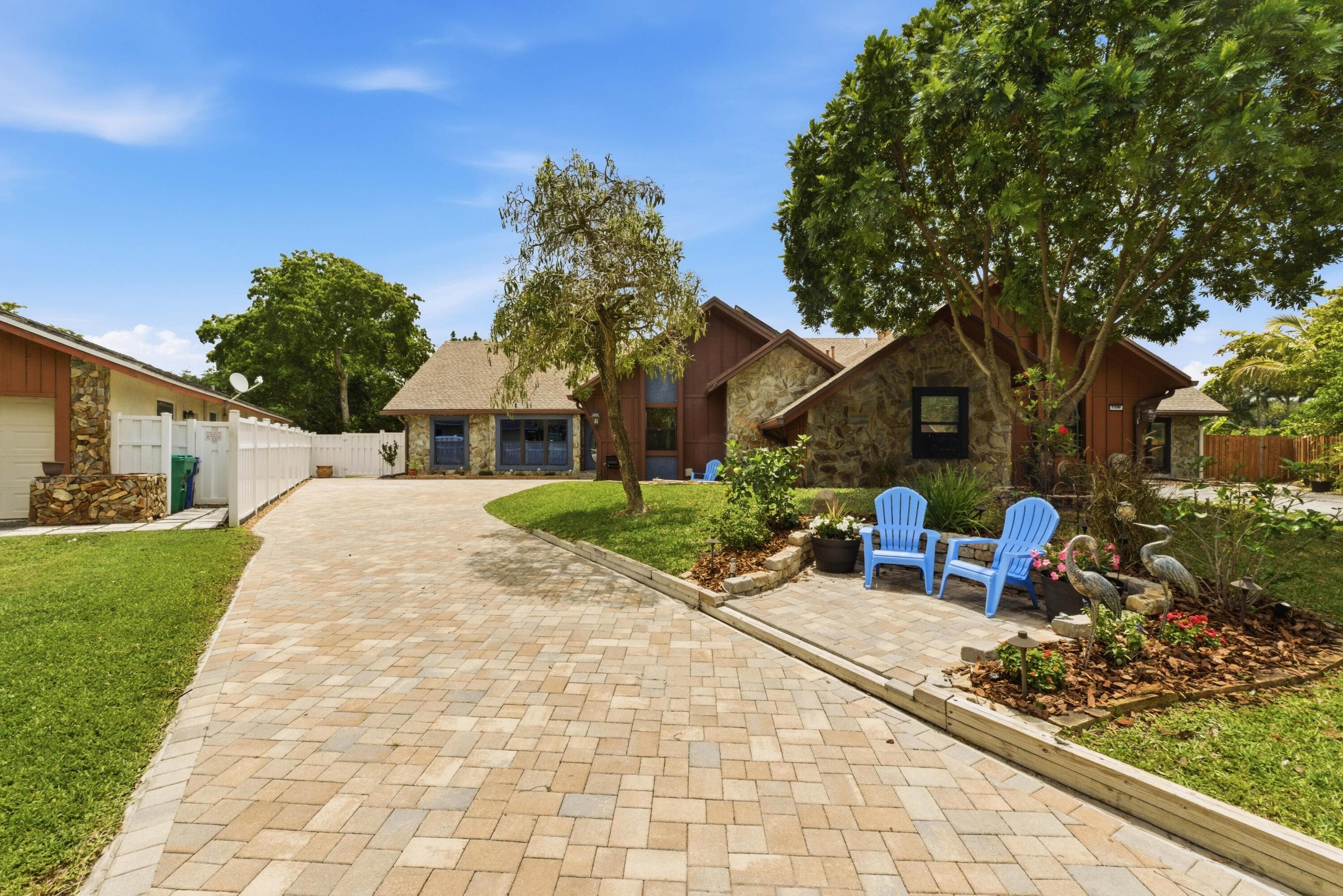 2326 NW 120th Way, Coral Springs, FL 33065 — photo 1 of 48