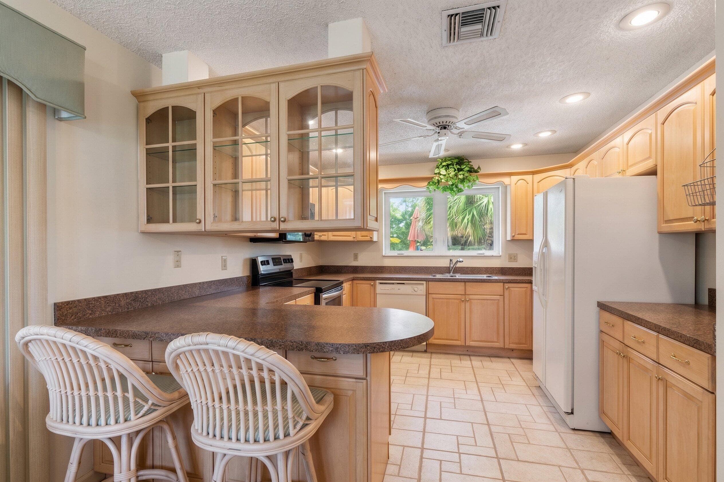 1166 Beach Road, Singer Island, FL 33404 — photo 27 of 42