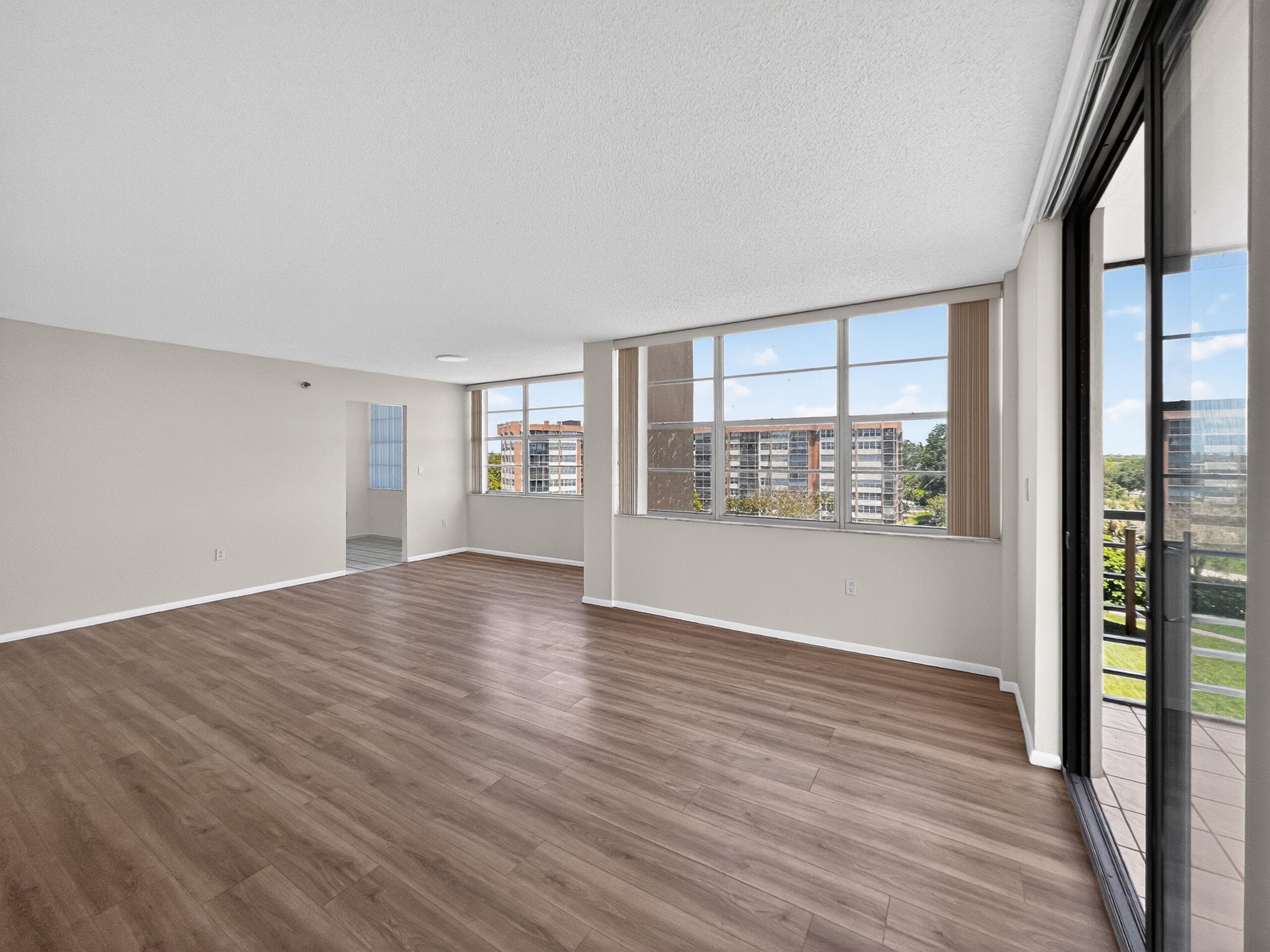 1200 Saint Charles Place 619, Pembroke Pines, FL 33026 — photo 16 of 55