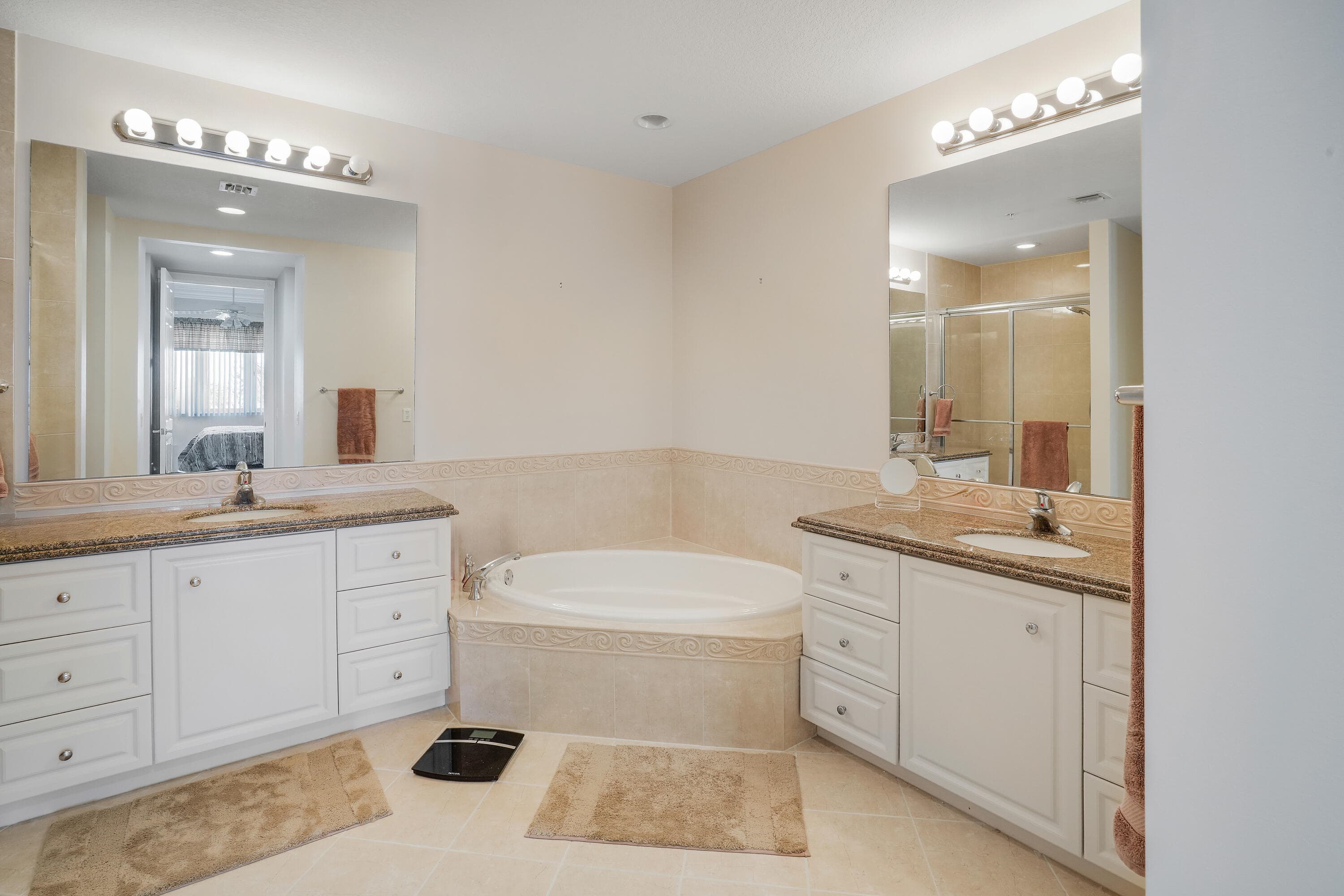 Condominium in Fort Pierce — photo 21 of 55
