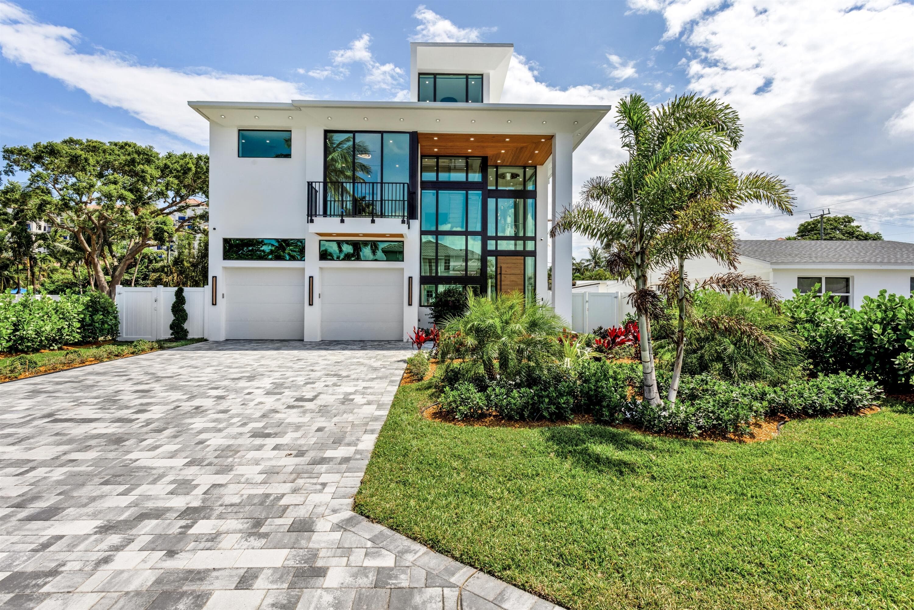 310 NE 2nd Street, Boca Raton, FL 33432 — photo 2 of 50