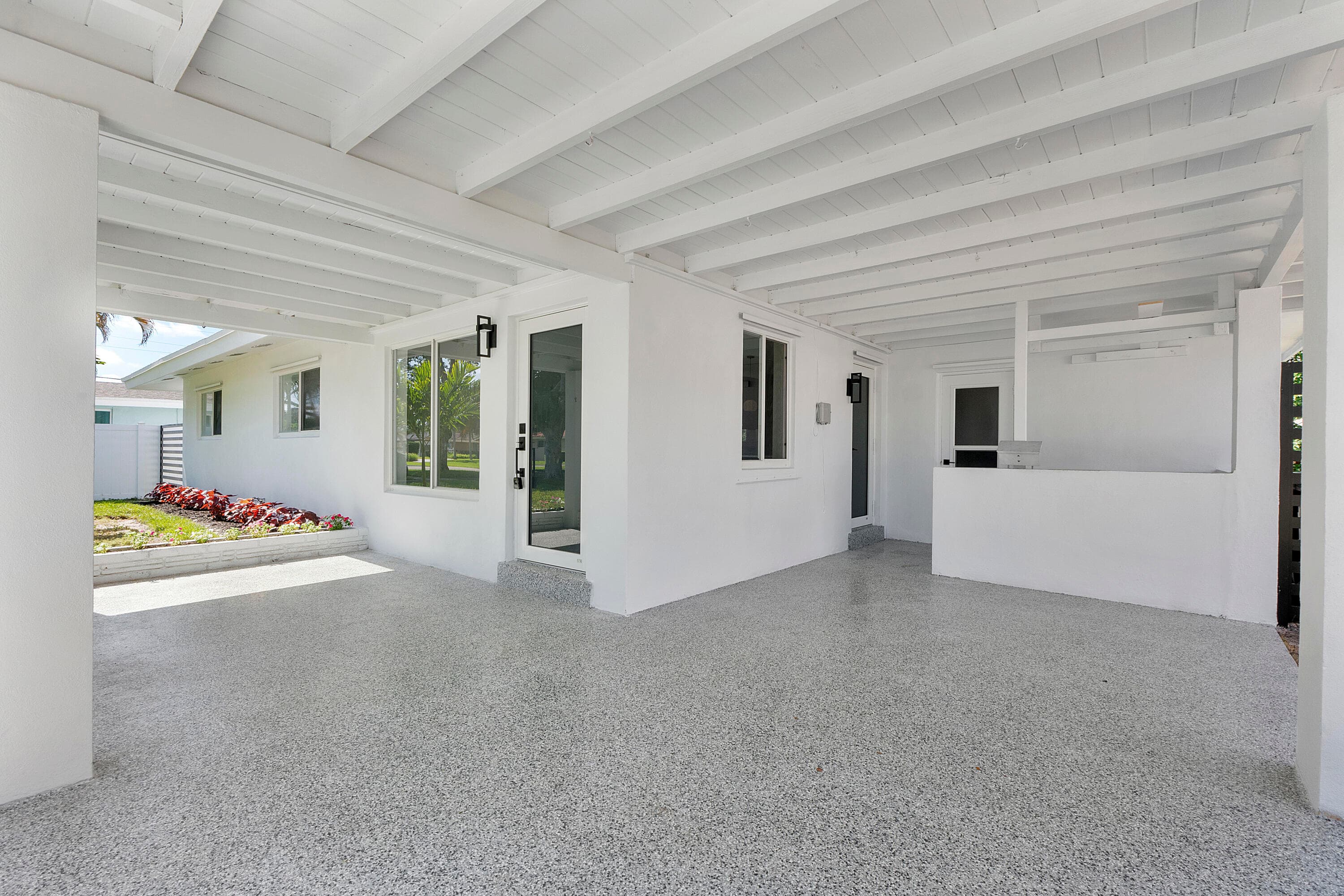 2160 NE 53rd Street, Fort Lauderdale, FL 33308 — photo 10 of 40
