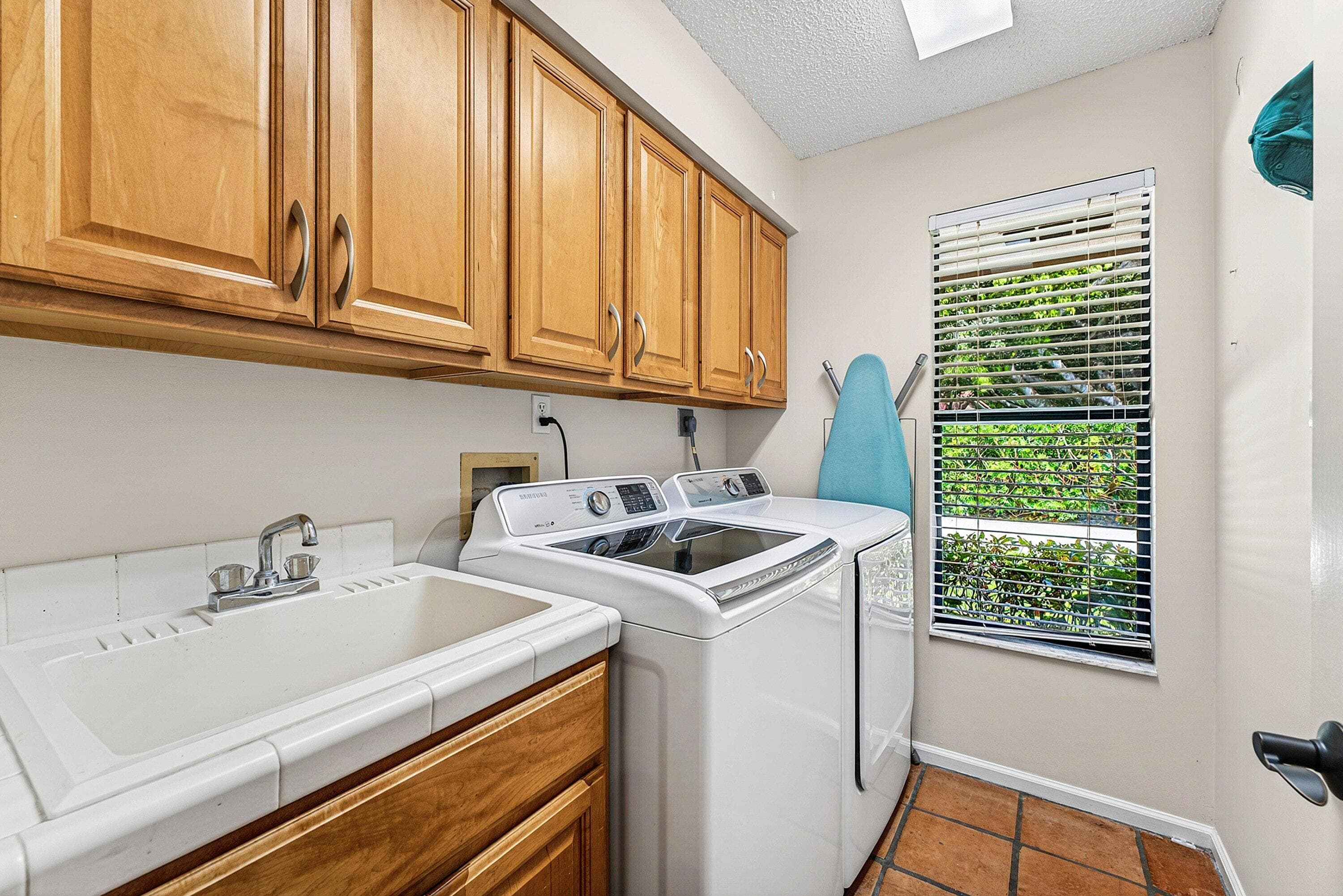 6 Tarrington Circle, Palm Beach Gardens, FL 33418 — photo 27 of 56