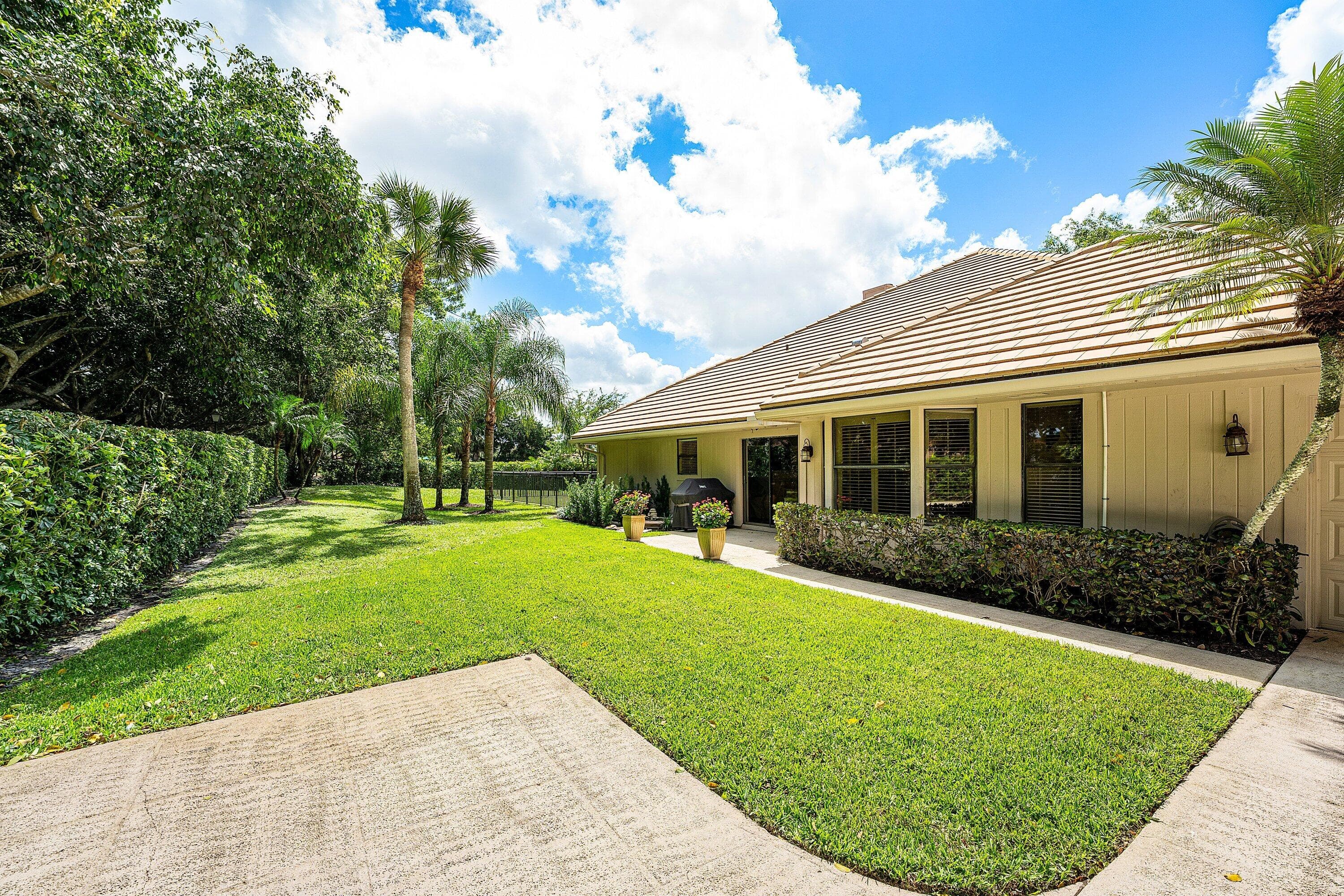 6 Tarrington Circle, Palm Beach Gardens, FL 33418 — photo 42 of 56