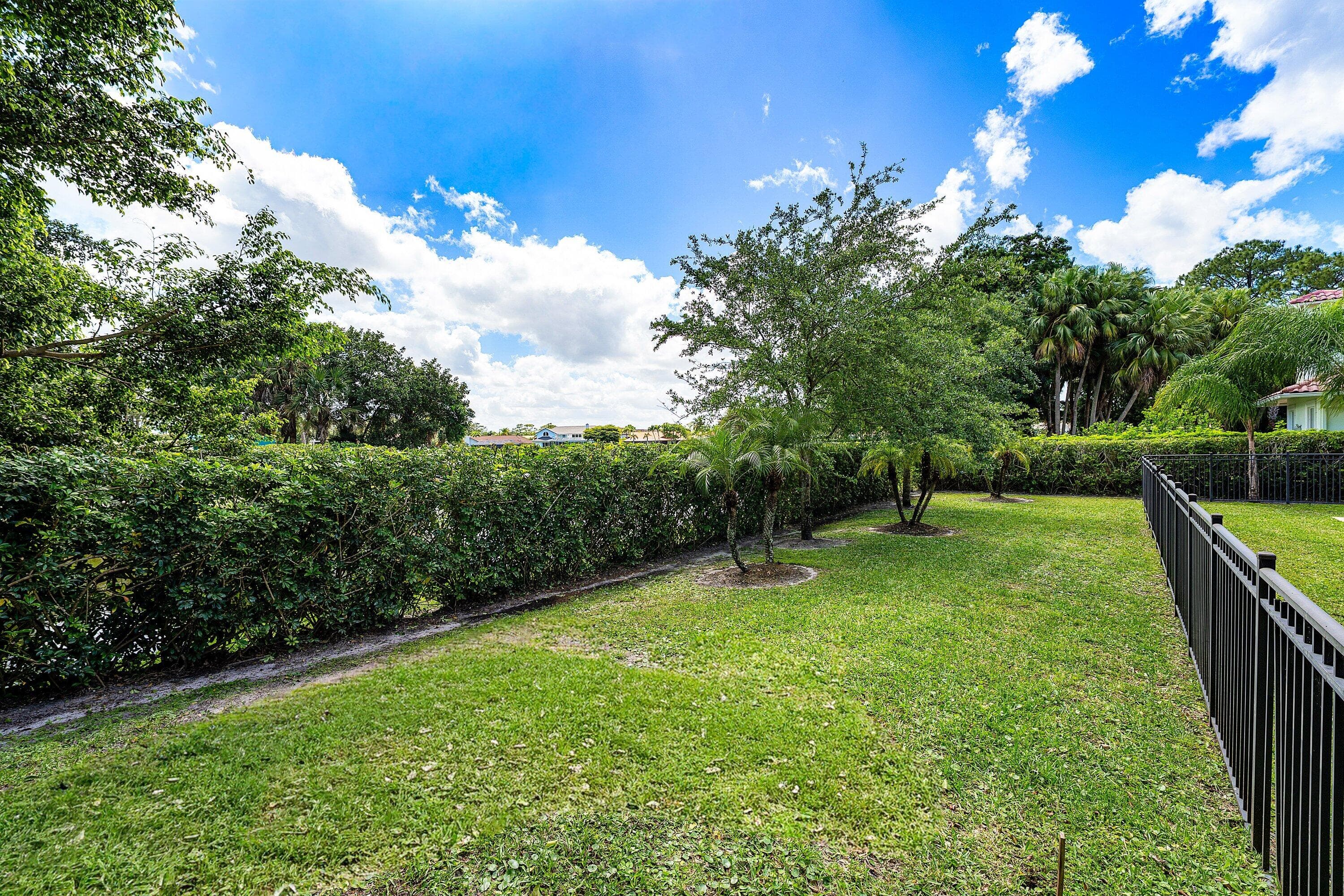 6 Tarrington Circle, Palm Beach Gardens, FL 33418 — photo 47 of 56