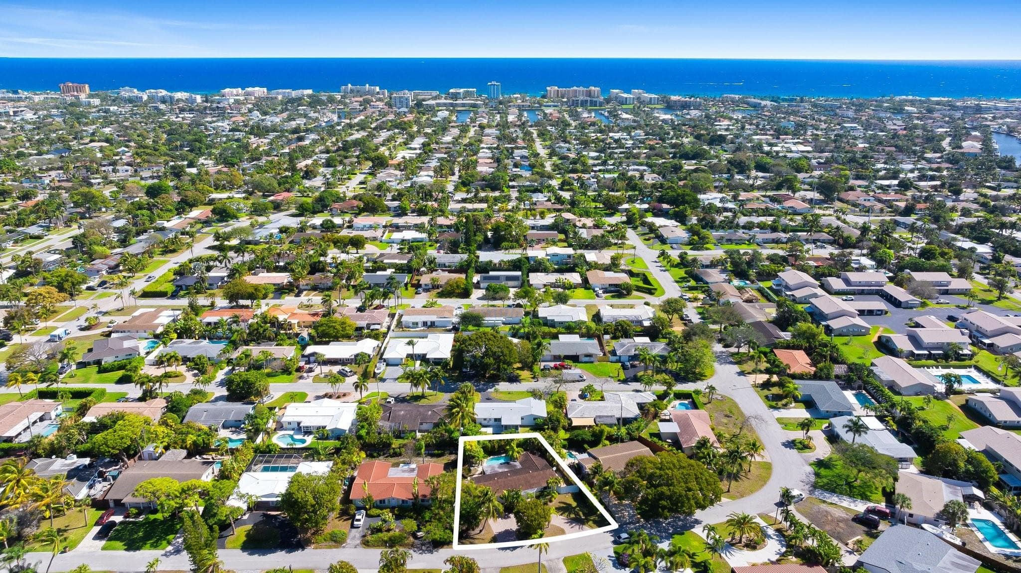 806 SE 9th Avenue, Deerfield Beach, FL 33441 — photo 2 of 25