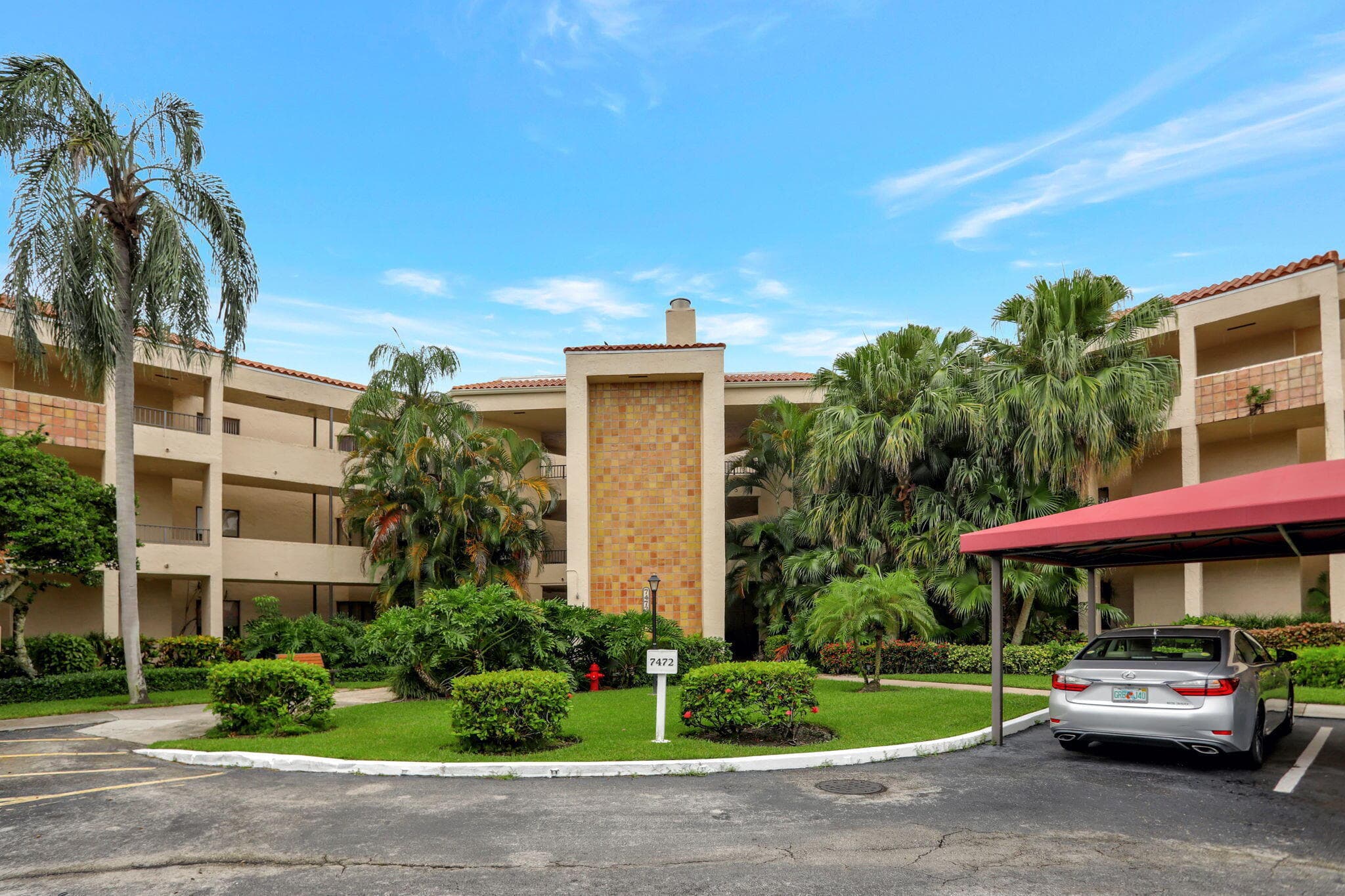 7472 La Paz Boulevard 302, Boca Raton, FL 33433 — photo