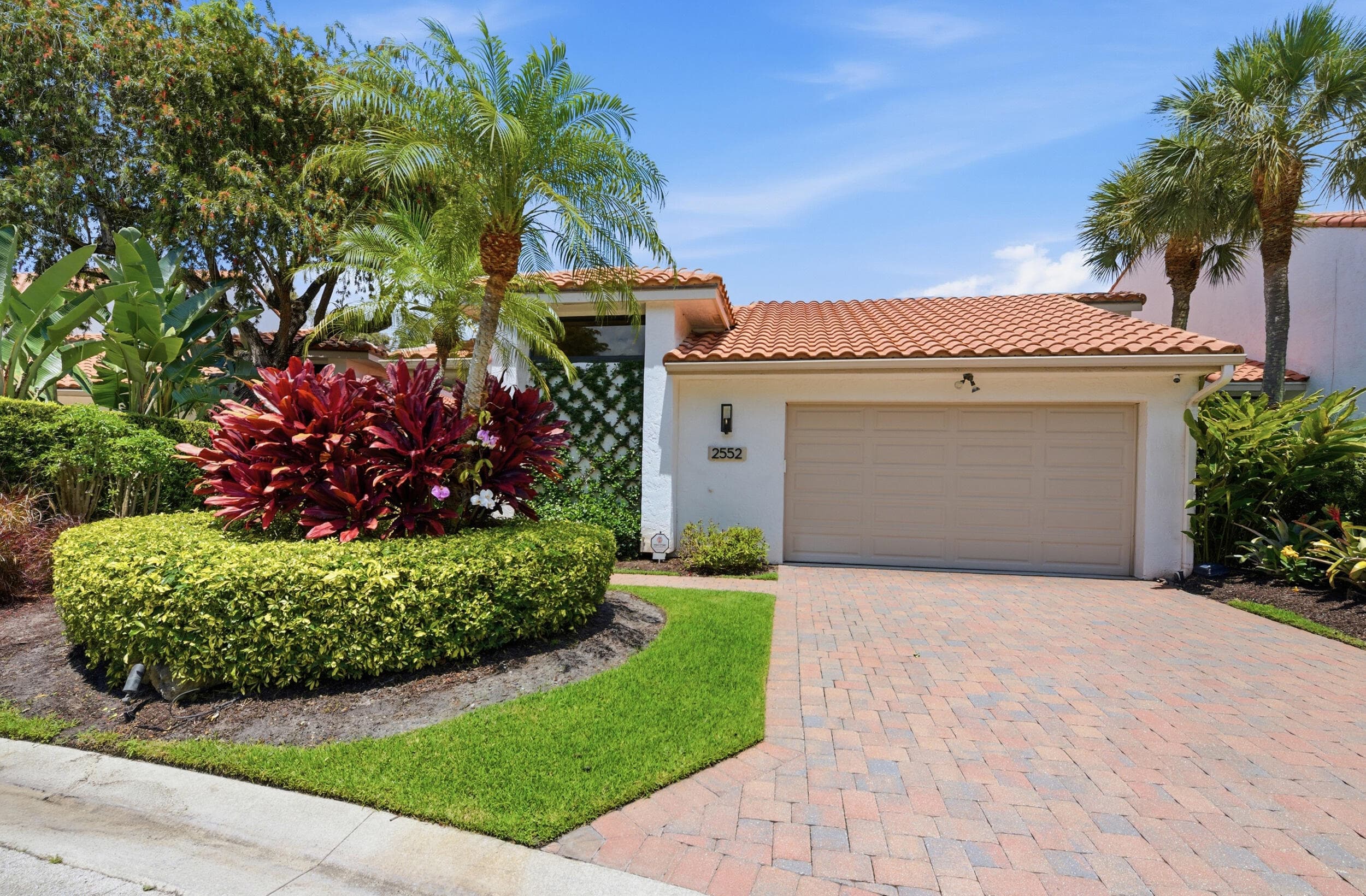 2552 Sheltingham Drive, Wellington, FL 33414 — photo 2 of 30