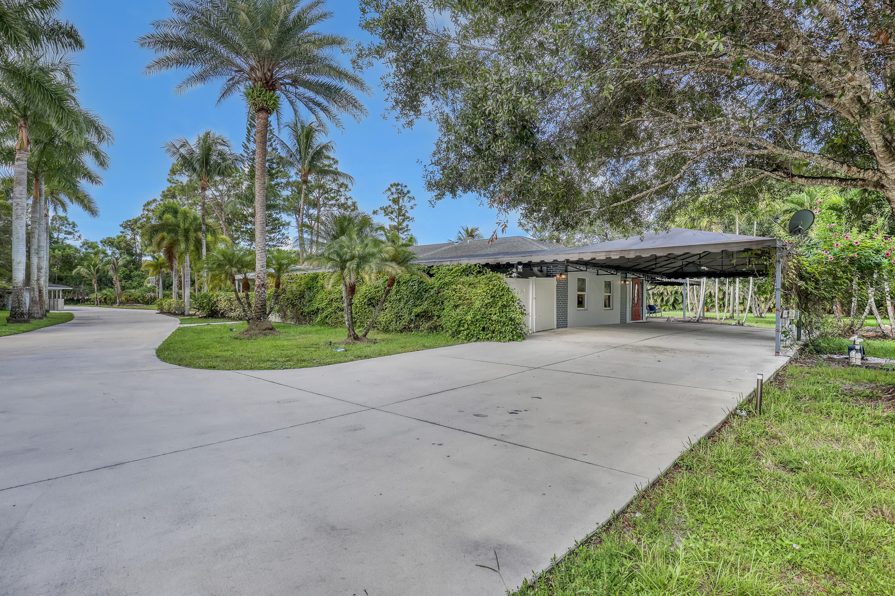 10780 Anderson Lane, Wellington, FL 33449 — photo 2 of 81
