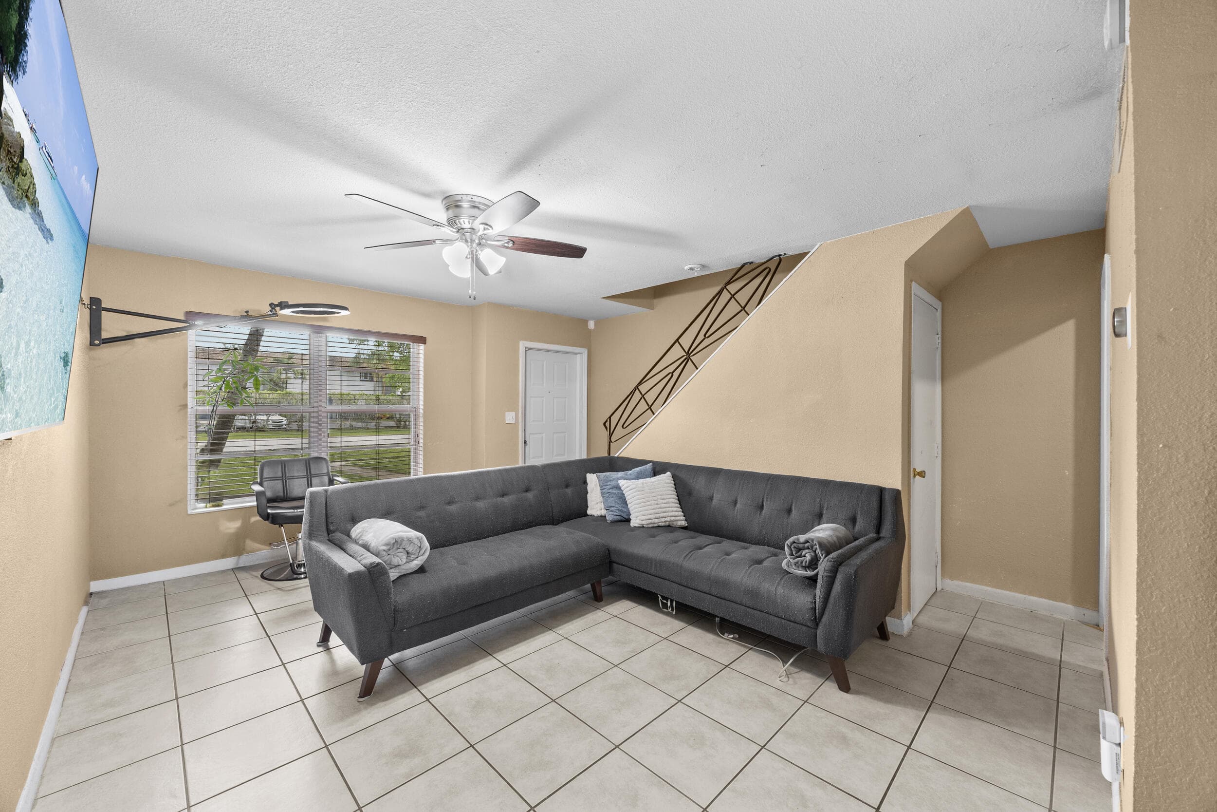 4656 NW 9th Drive 4656, Plantation, FL 33317 — photo 4 of 11