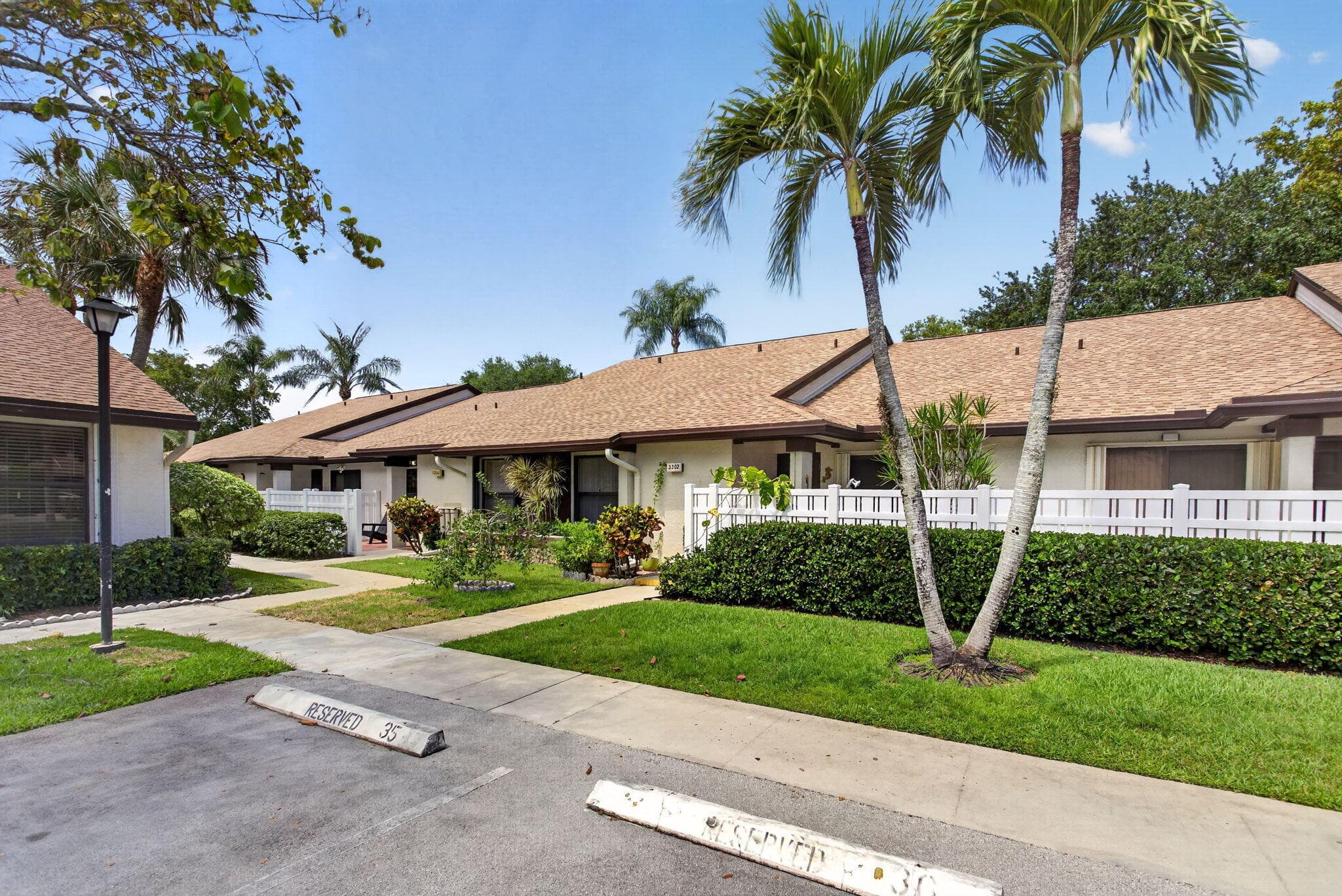 3302 Carambola Circle S 3302, Coconut Creek, FL 33066 — photo 2 of 37