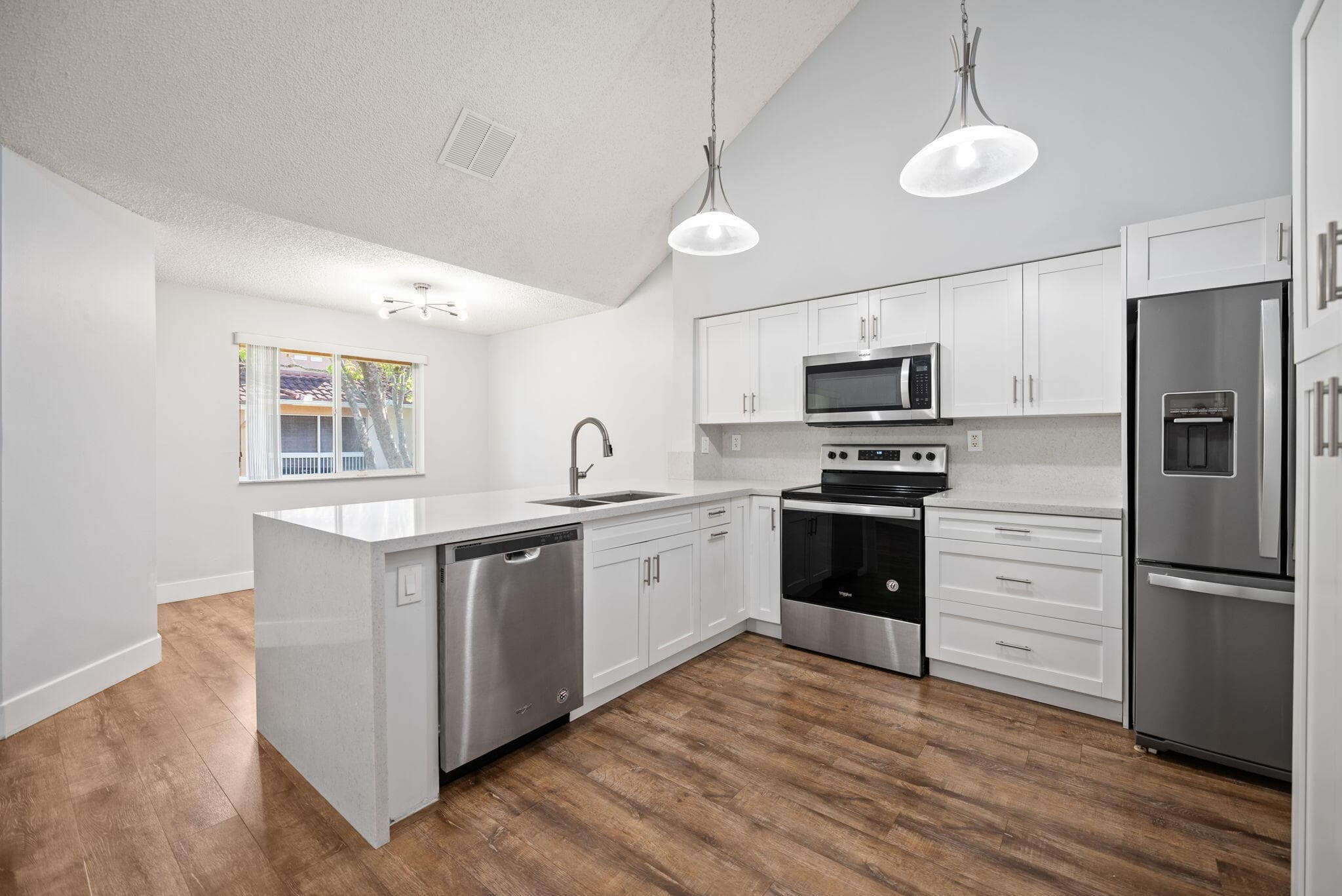 832 NW 92nd Avenue, Plantation, FL 33324 — photo 9 of 24
