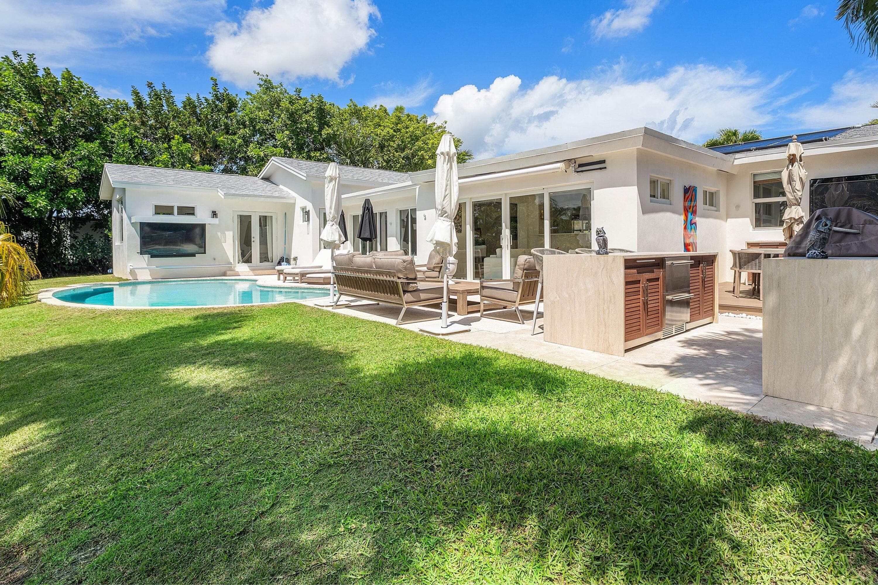 7745 W Lake Drive, Lake Clarke Shores, FL 33406 — photo 36 of 50