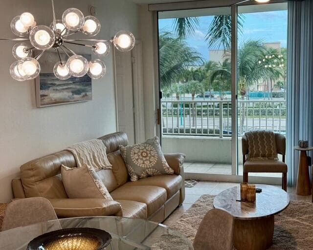 625 Casa Loma Boulevard 304, Boynton Beach, FL 33435 — photo 7 of 53