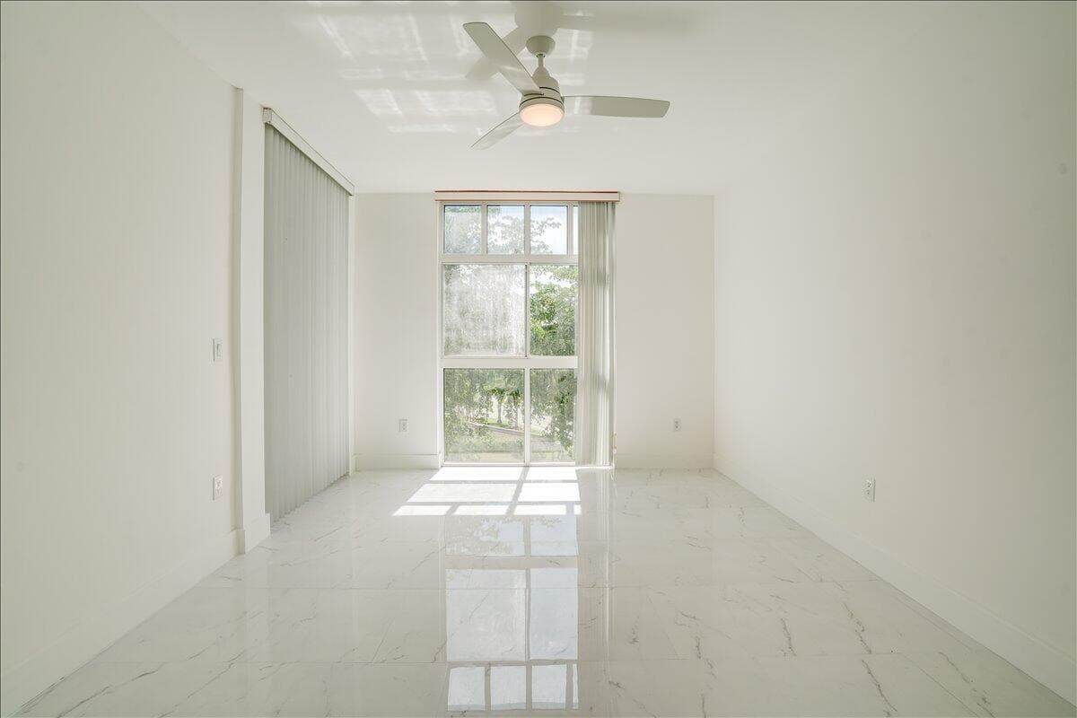 9805 NW 52nd Street 407, Doral, FL 33178 — photo 24 of 35