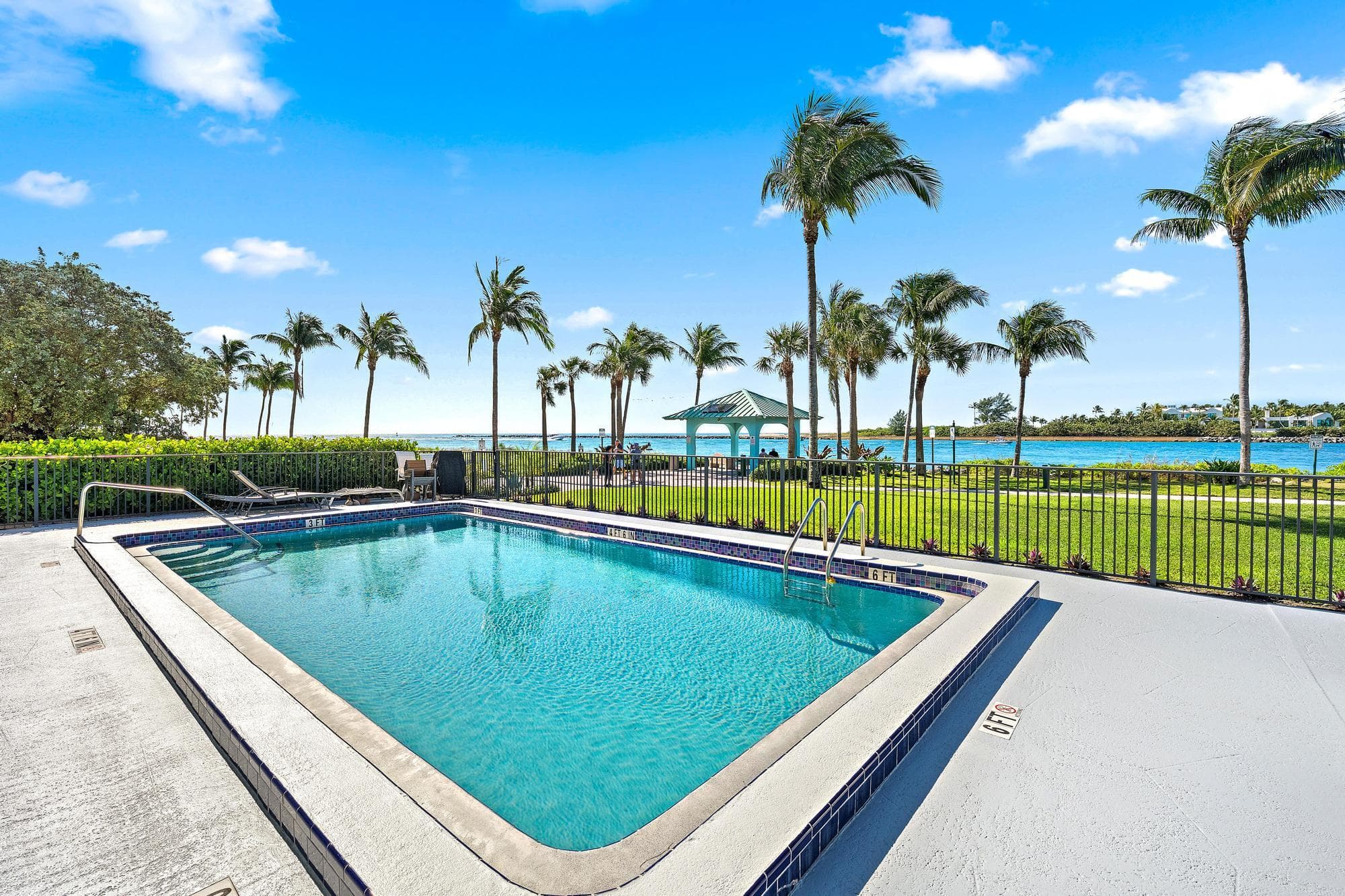 300 Inlet Way 3, Palm Beach Shores, FL 33404 — photo 13 of 16