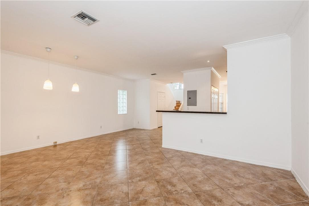 16135 Emerald Cove Road, Weston, FL 33331 — photo 4 of 22