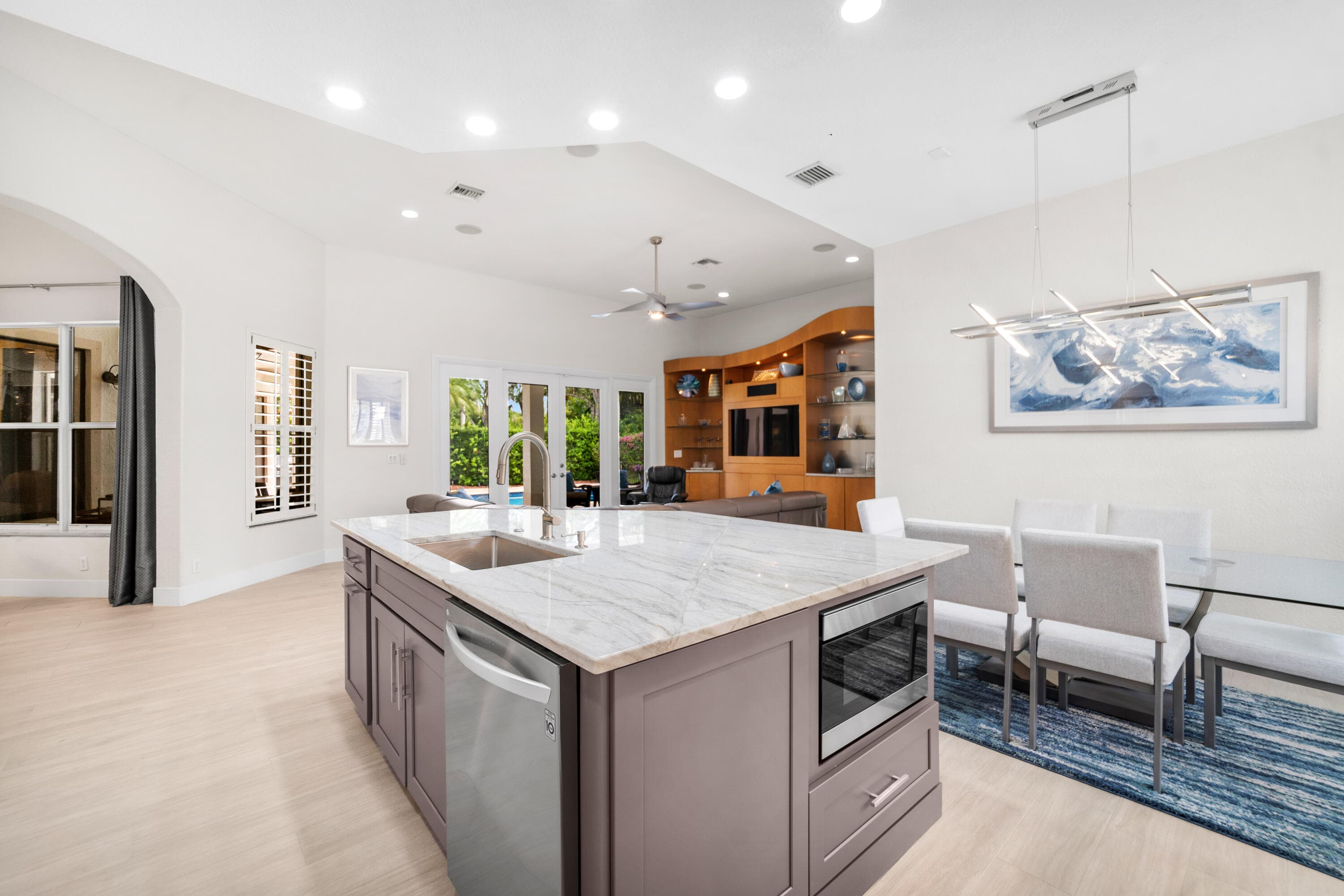 6802 NW 108th Avenue, Parkland, FL 33076 — photo 15 of 104
