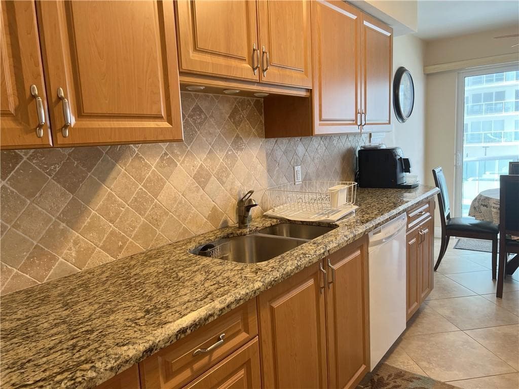 3400 Galt Ocean Drive 203s, Fort Lauderdale, FL 33308 — photo 4 of 25