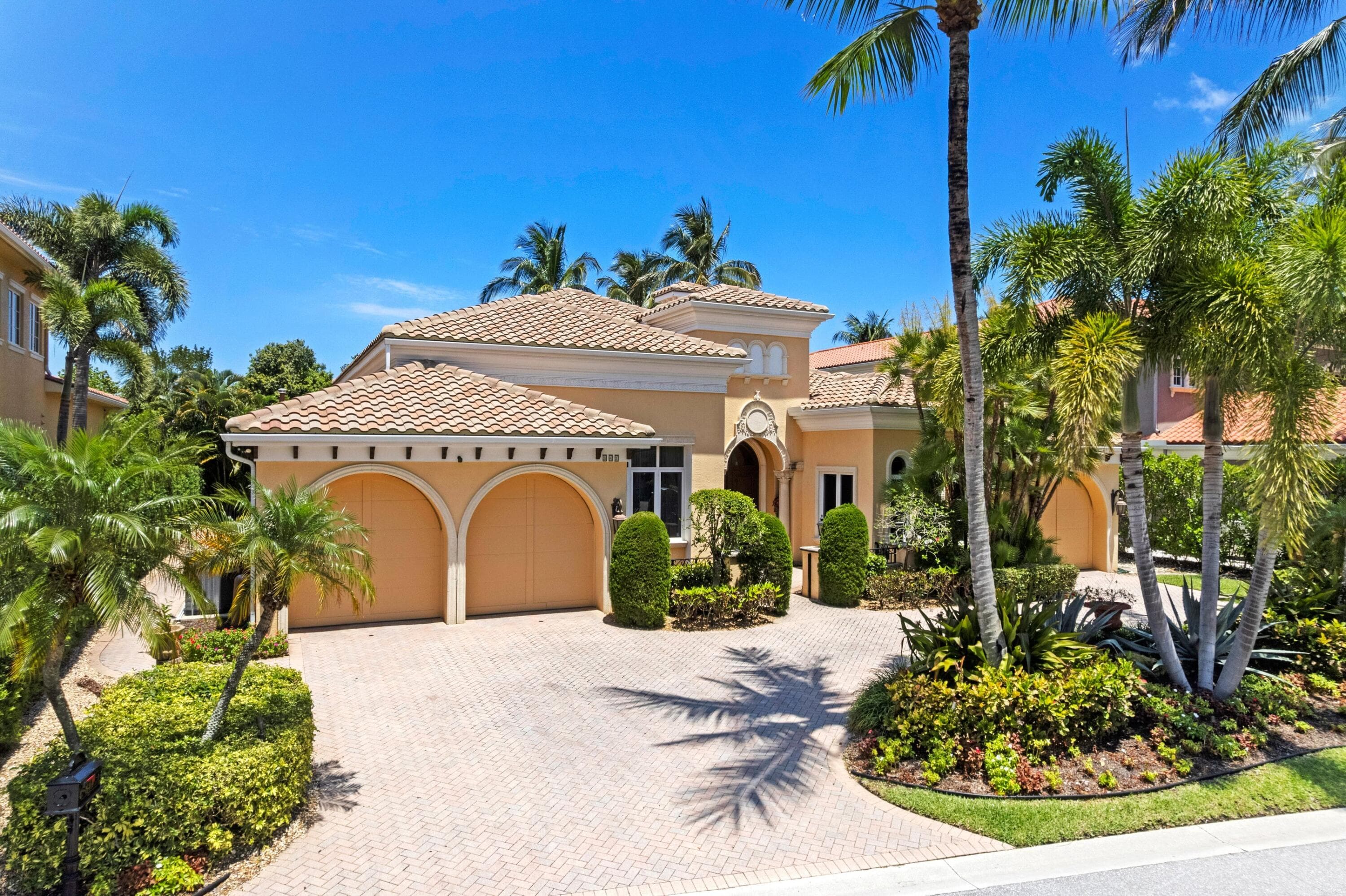 841 Harbour Isle Place, North Palm Beach, FL 33410 — photo 1 of 45
