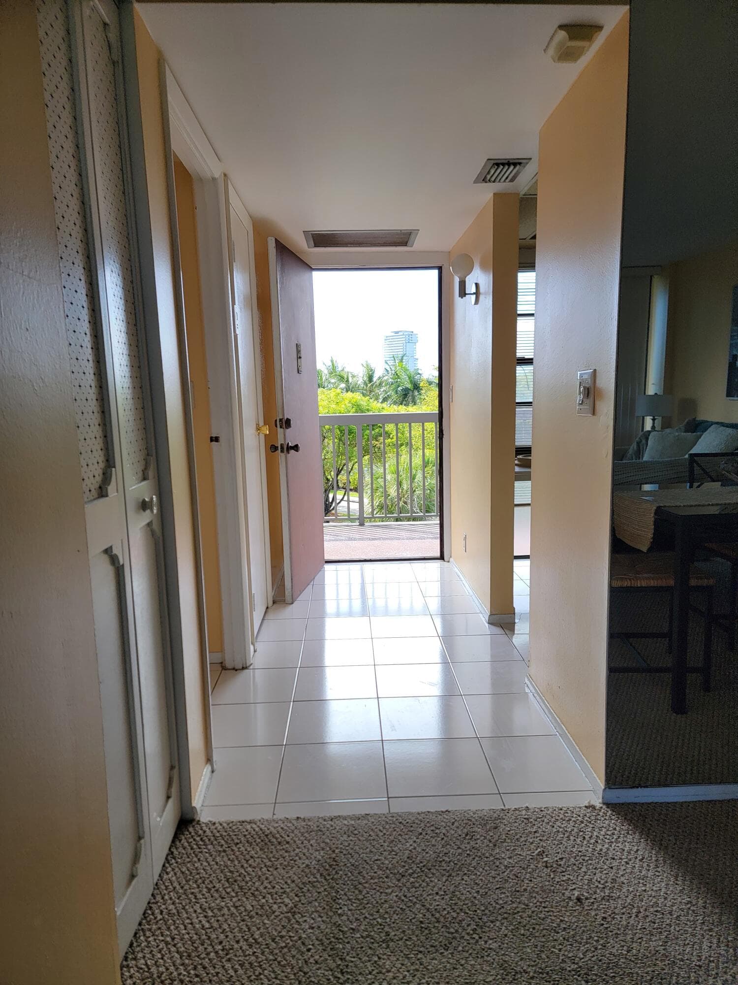 3301 N Country Club Drive 506, Aventura, FL 33180 — photo 10 of 32