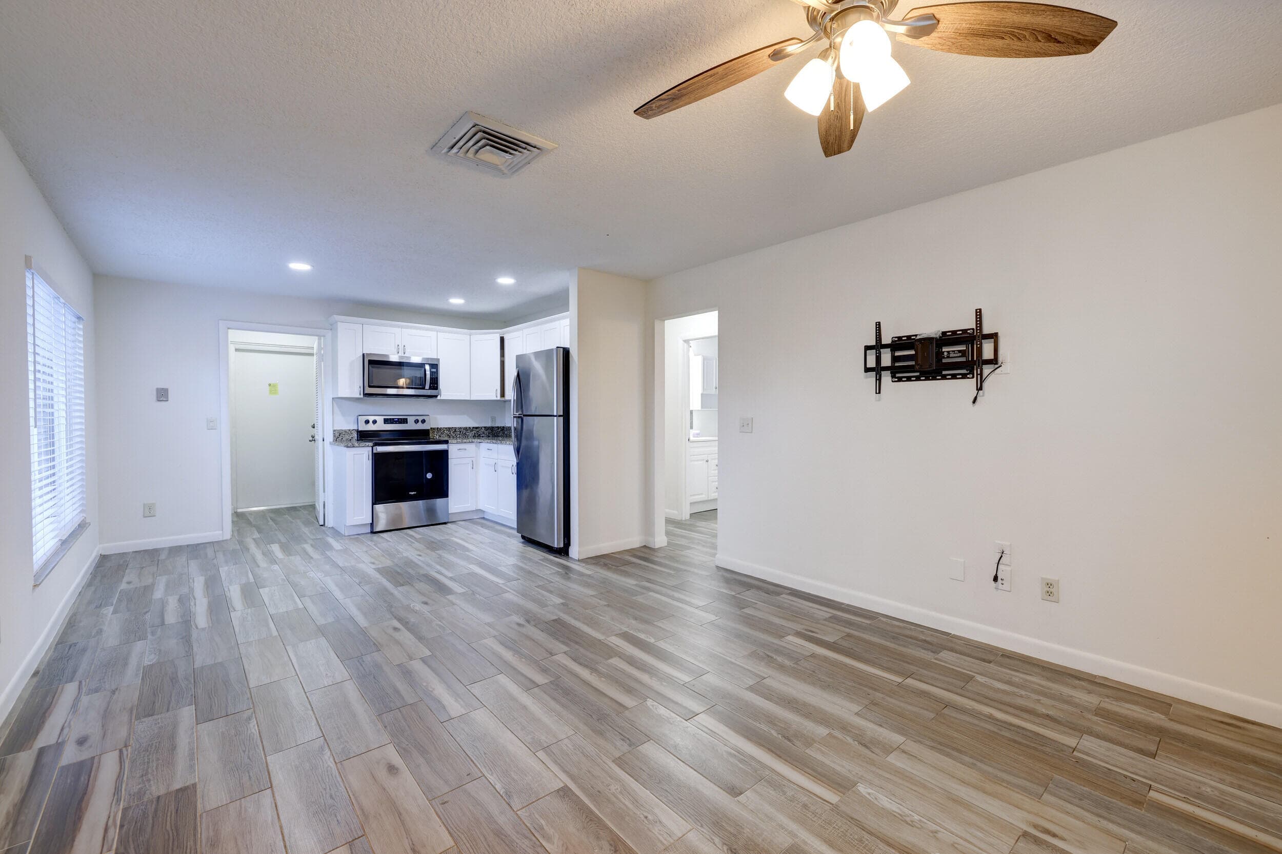 947 Fra-mar Place, Fort Pierce, FL 34982 — photo 6 of 26