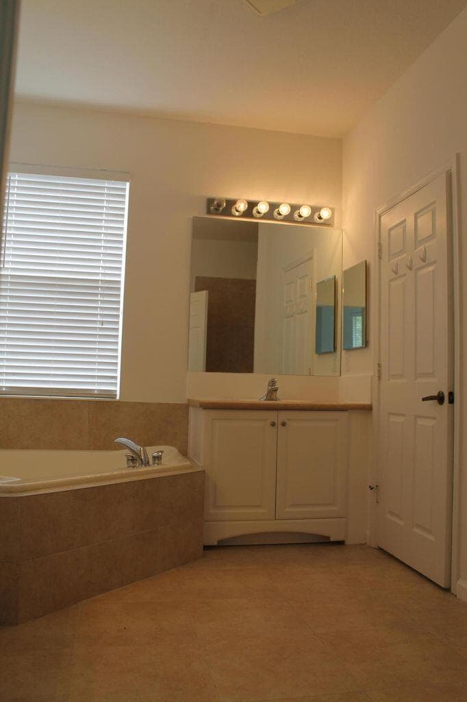 1804 SW Jamesport Drive, Port St. Lucie, FL 34953 — photo 25 of 48