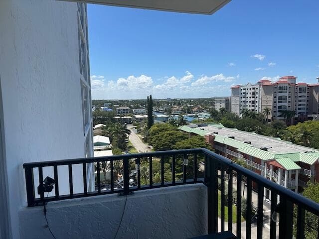 531 N Ocean Boulevard 903, Pompano Beach, FL 33062 — photo 3 of 17