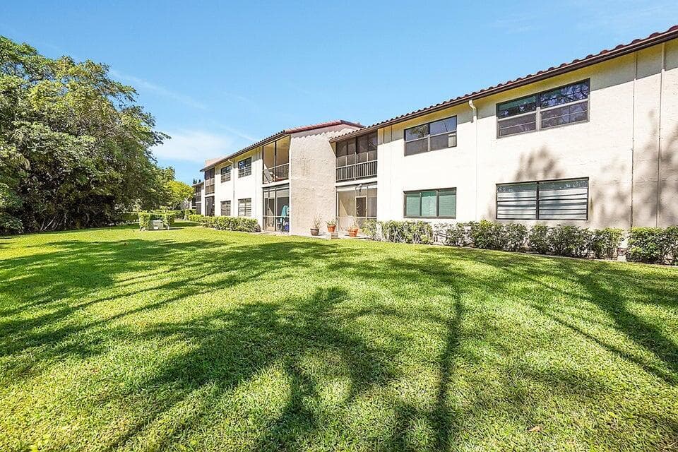 21362 Juego Circle 33f, Boca Raton, FL 33433 — photo 31 of 41