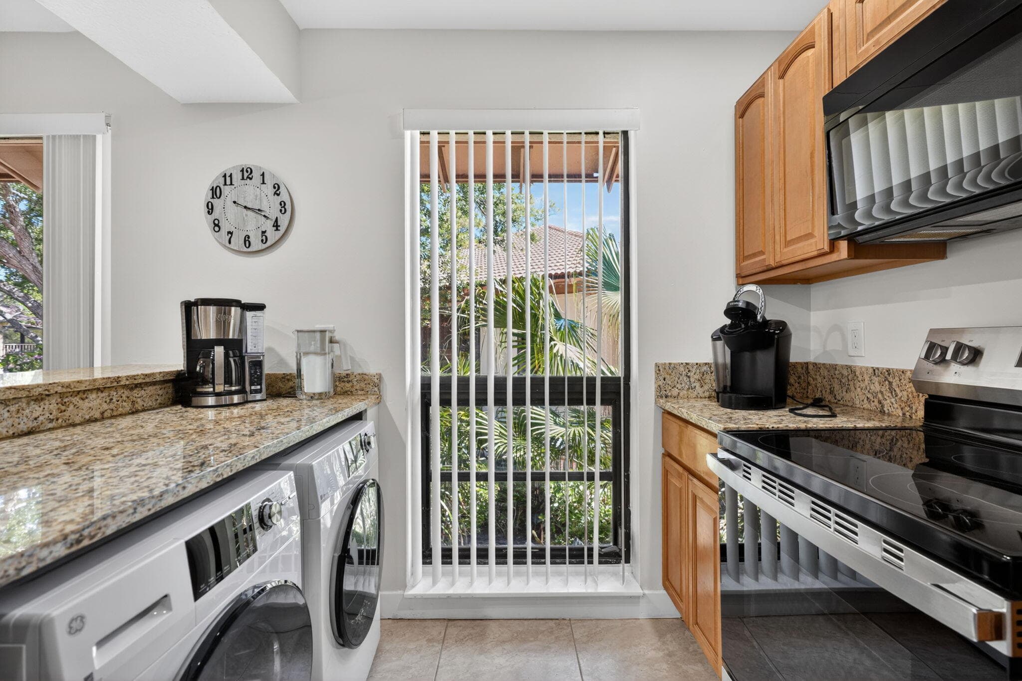 368 Brackenwood Circle, Palm Beach Gardens, FL 33418 — photo 9 of 40