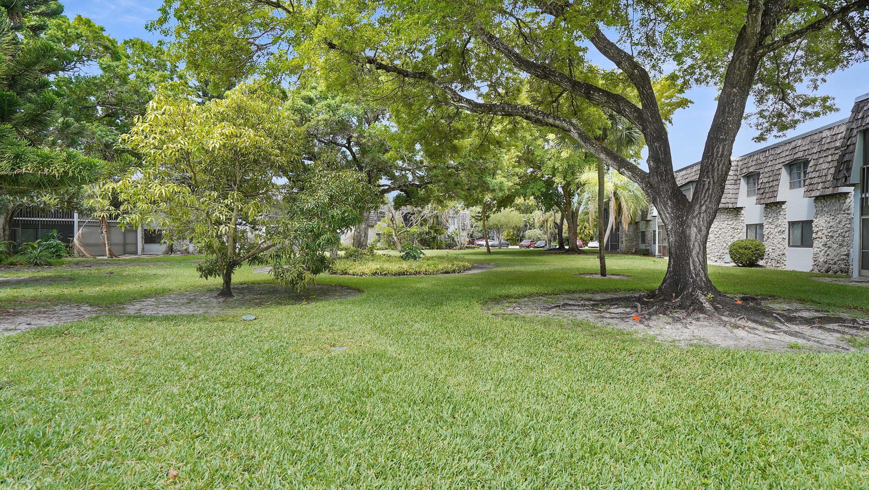 3105 Oakland Shores Drive J106, Oakland Park, FL 33309 — photo 18 of 33